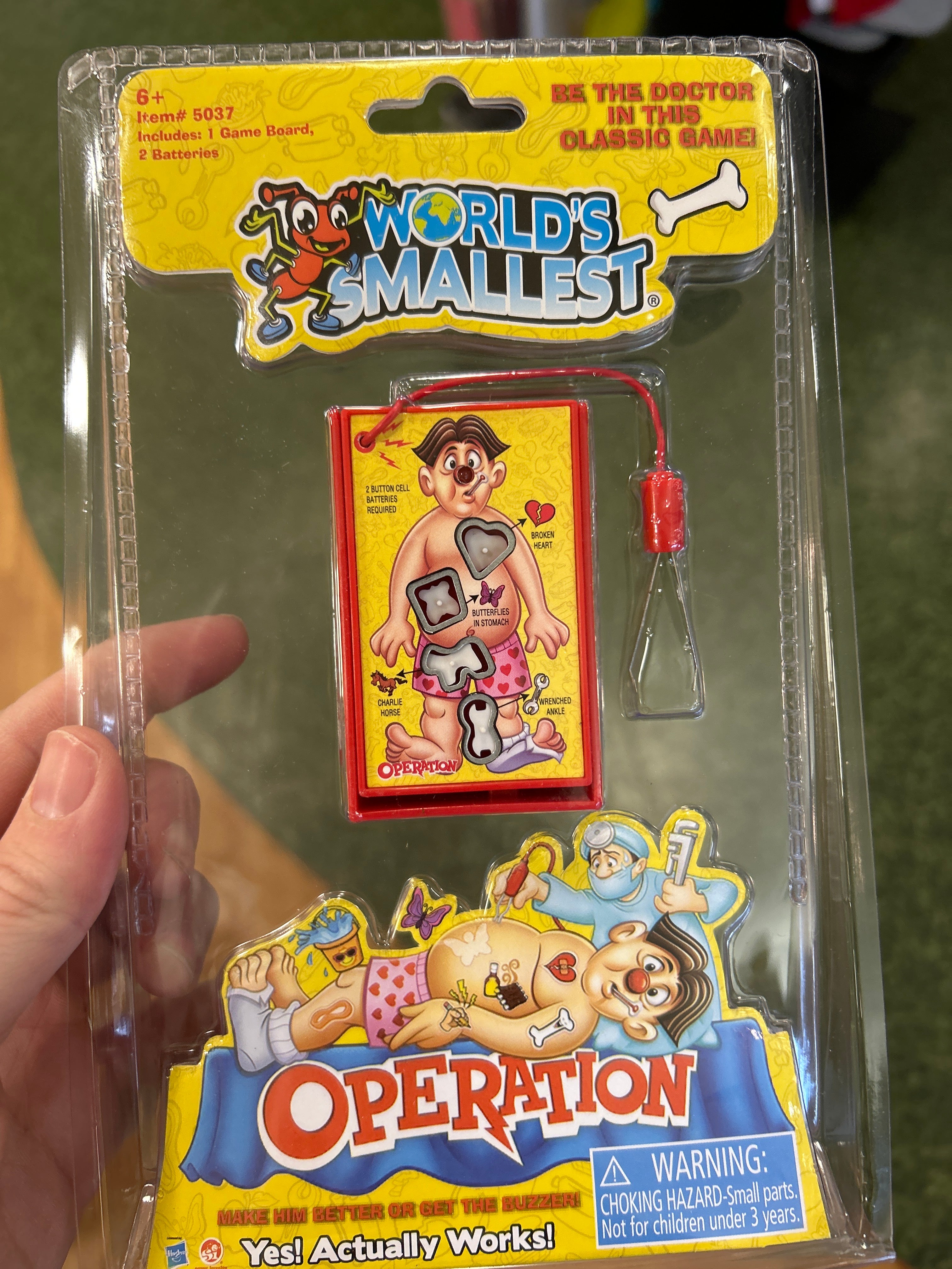 WORLD'S SMALLEST OPERATION GAME