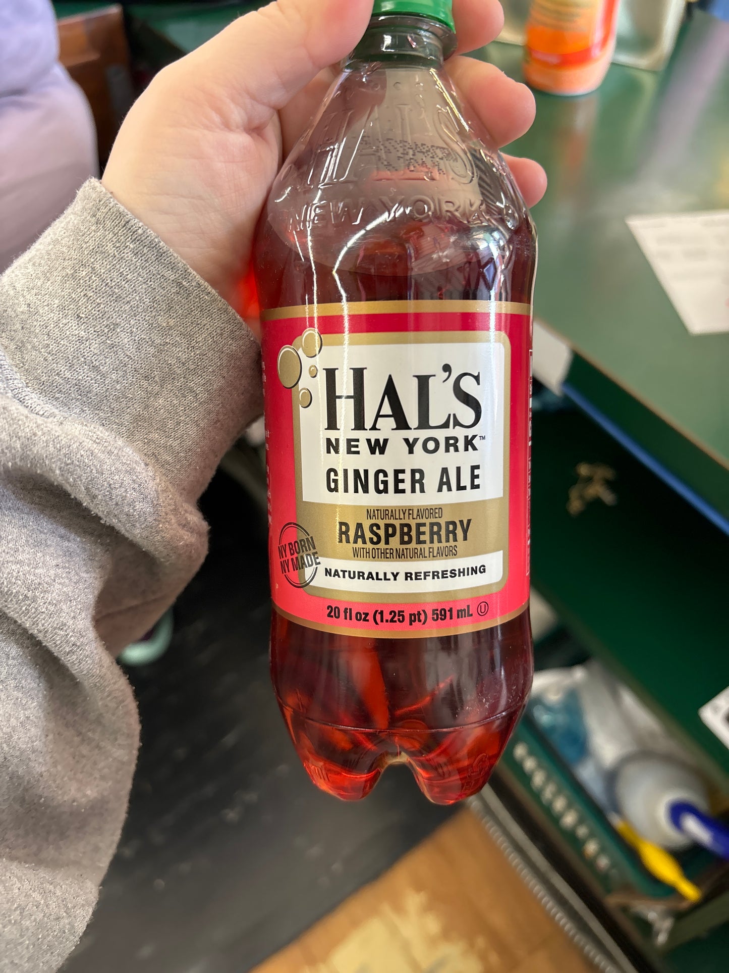 HAL’S GINGER ALE RASPBERRY