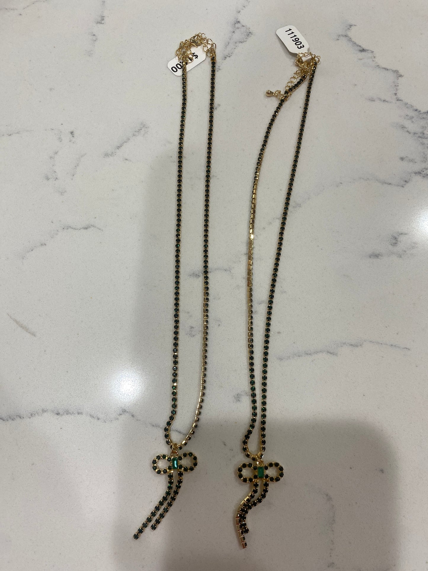 GREEN RHINESTONE GOLD CHAIN NECKLACE W/BOW
