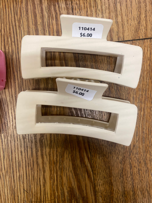 ALMOND HAIR CLIP
