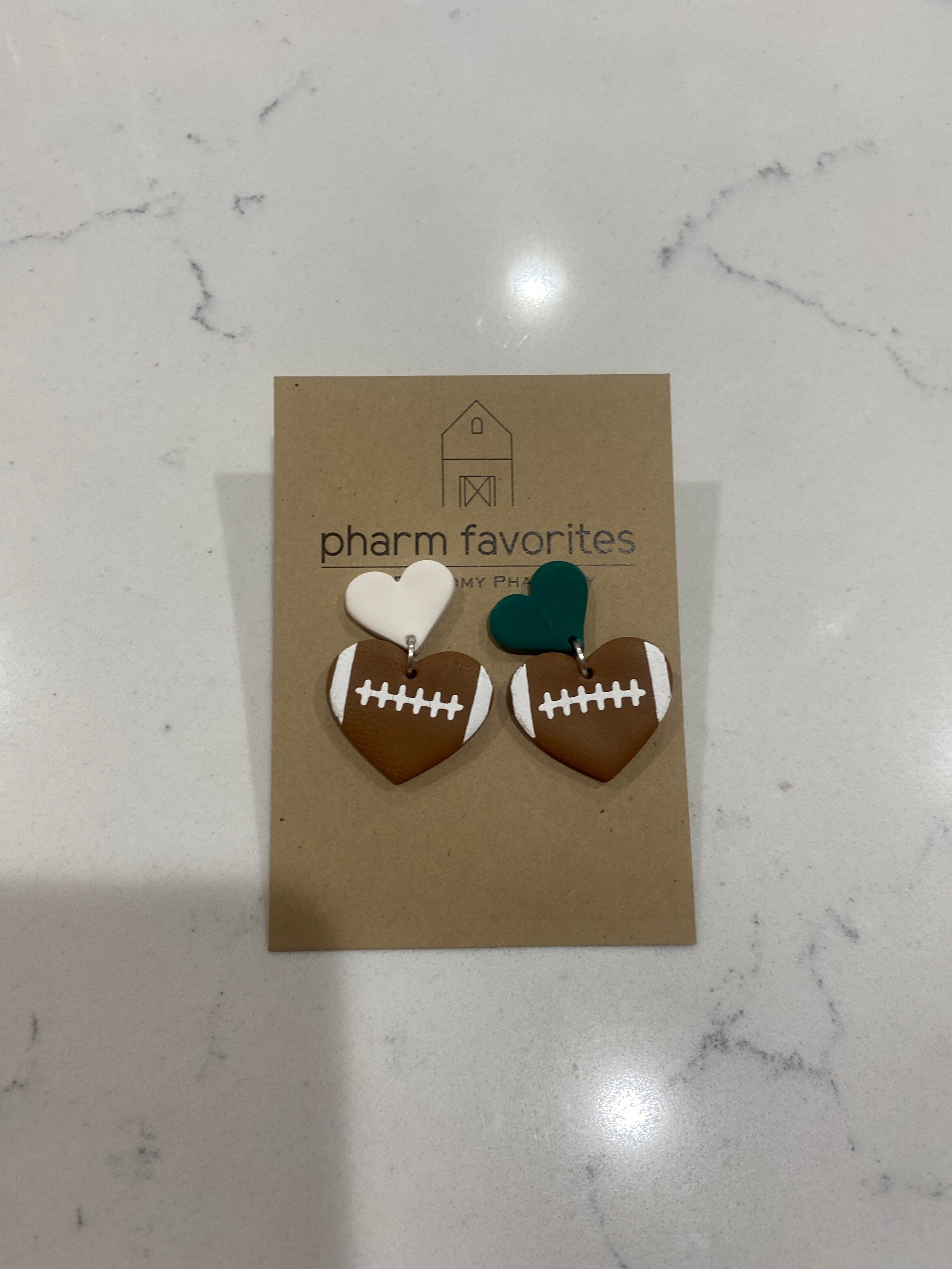 HEART W/FOOTBALL DANGLE EARRINGS - WHT/GRN