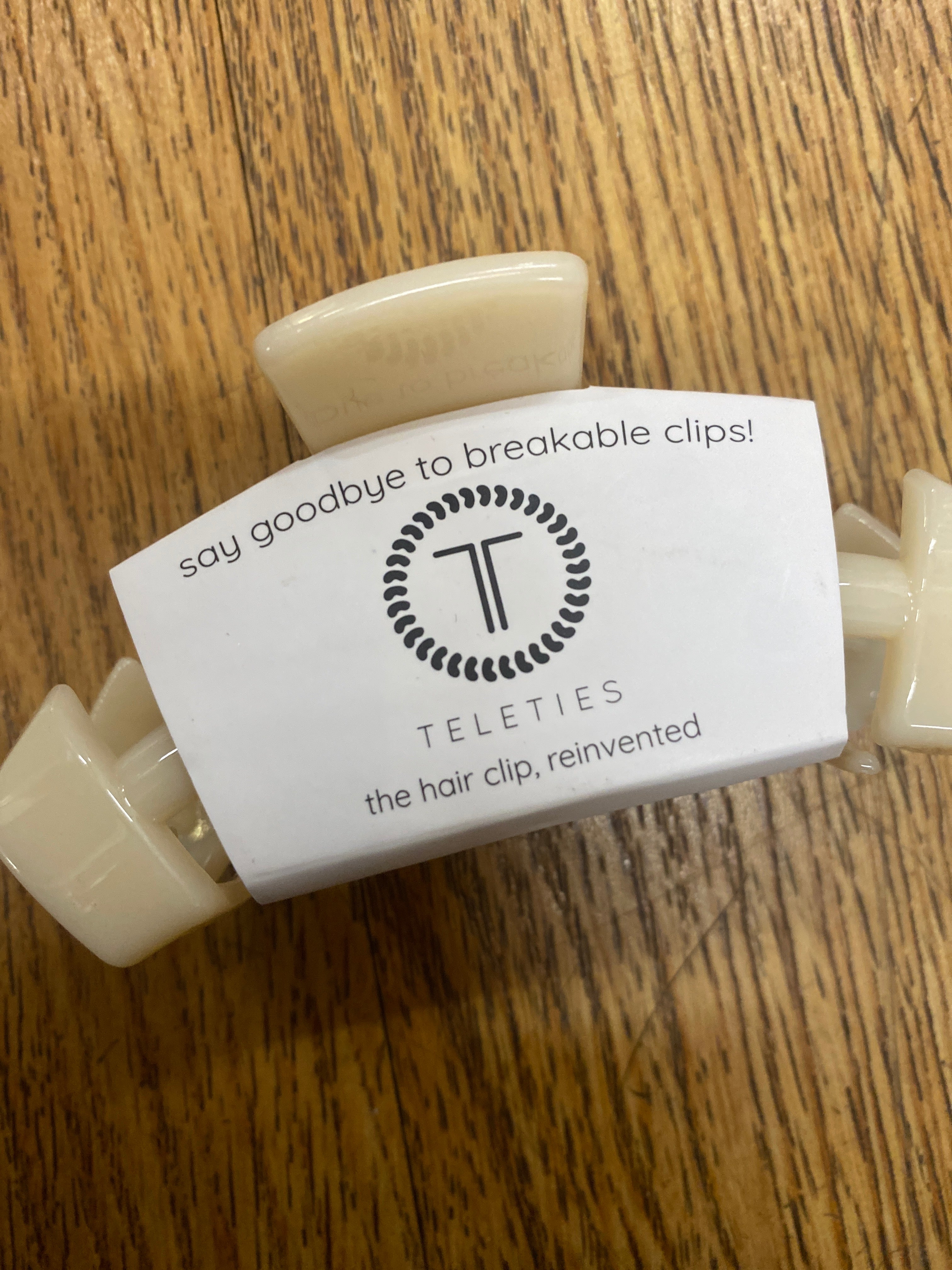 TELETIES HAIR CLIP - MEDIUM - ALMOND BEIGE