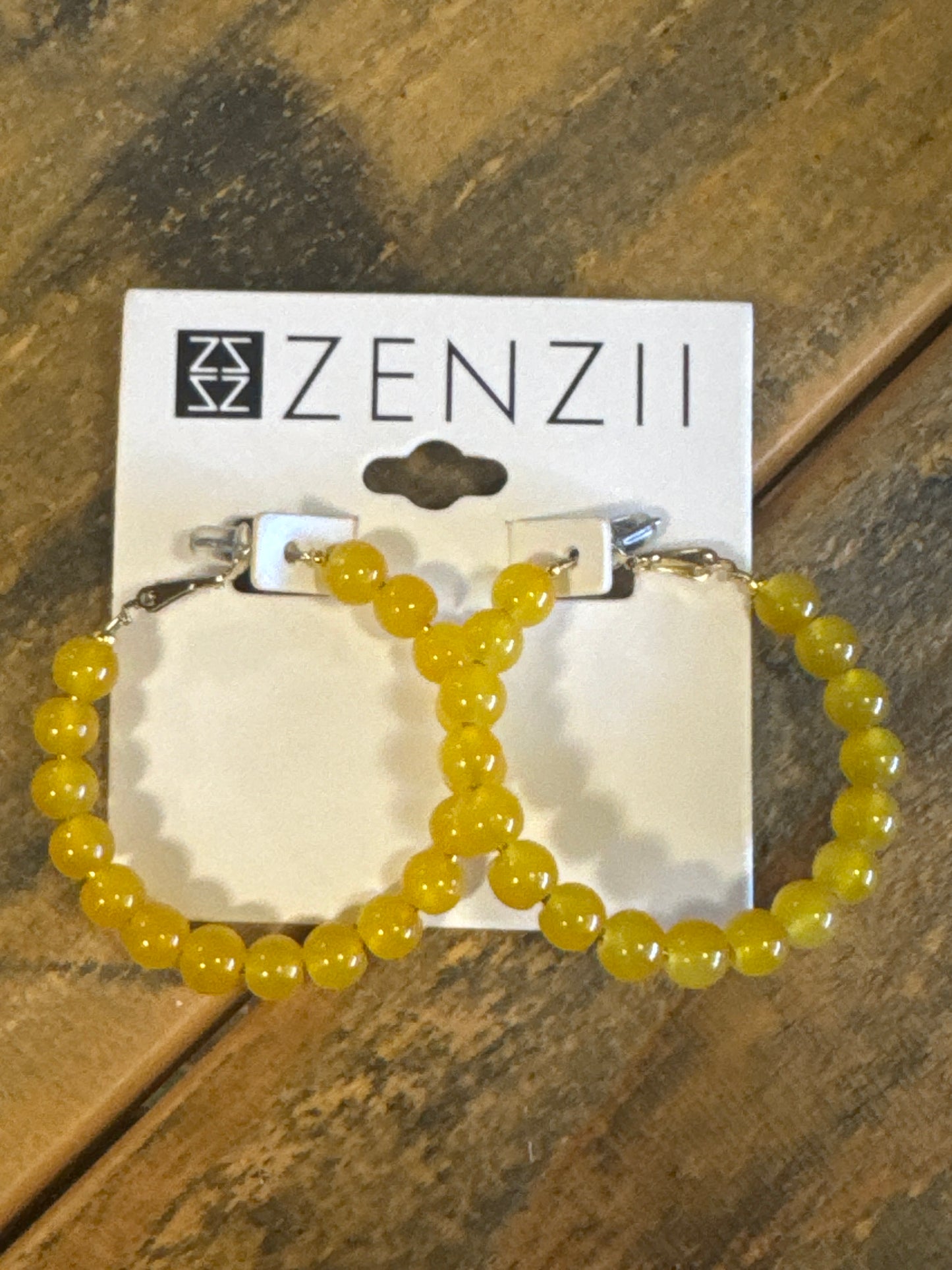MEDIUM GLASS BEAD HOOP EARRINGS - YELLOW