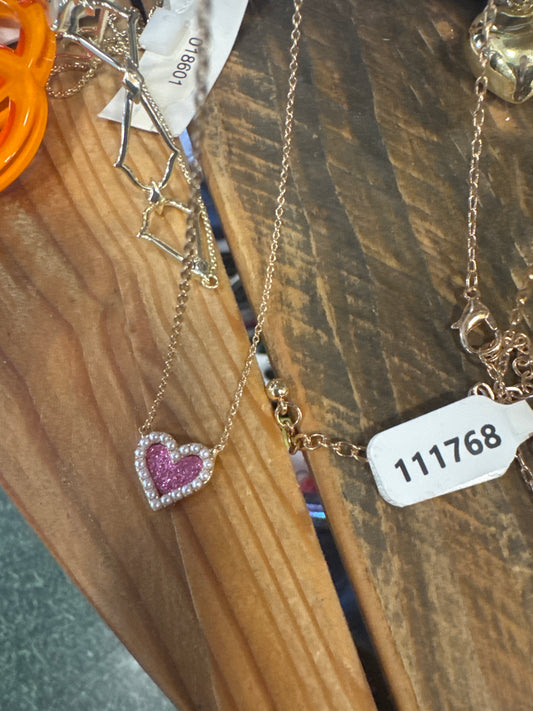 ELLIE GLITTER HEART W/PEARLS NECKLACE - PINK