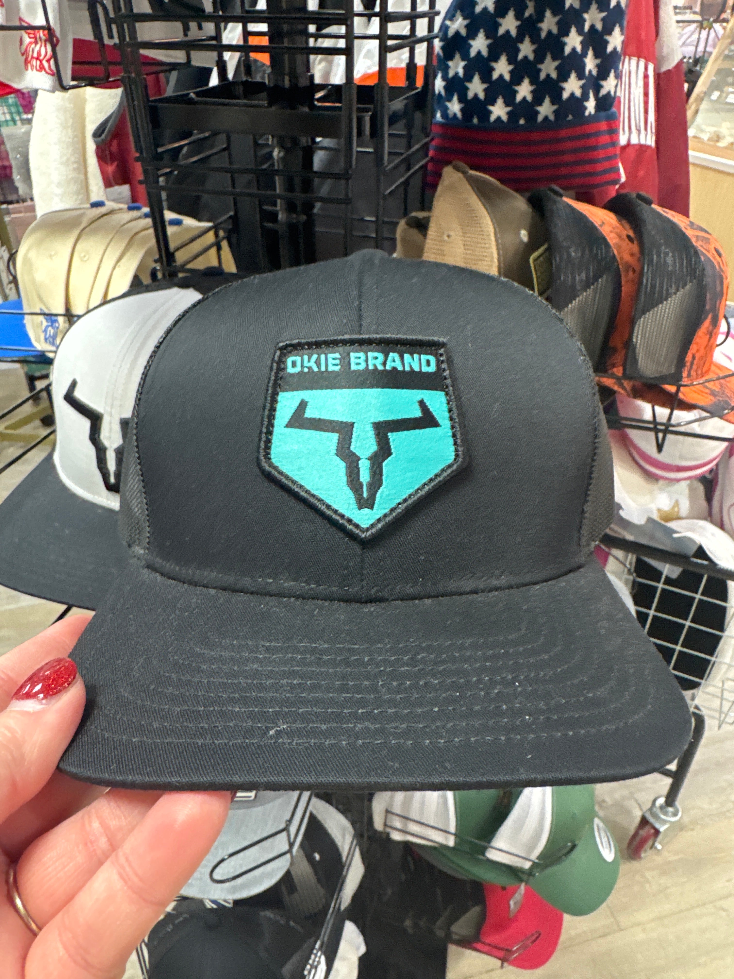 OKIE HAT - CHUTE - BLK