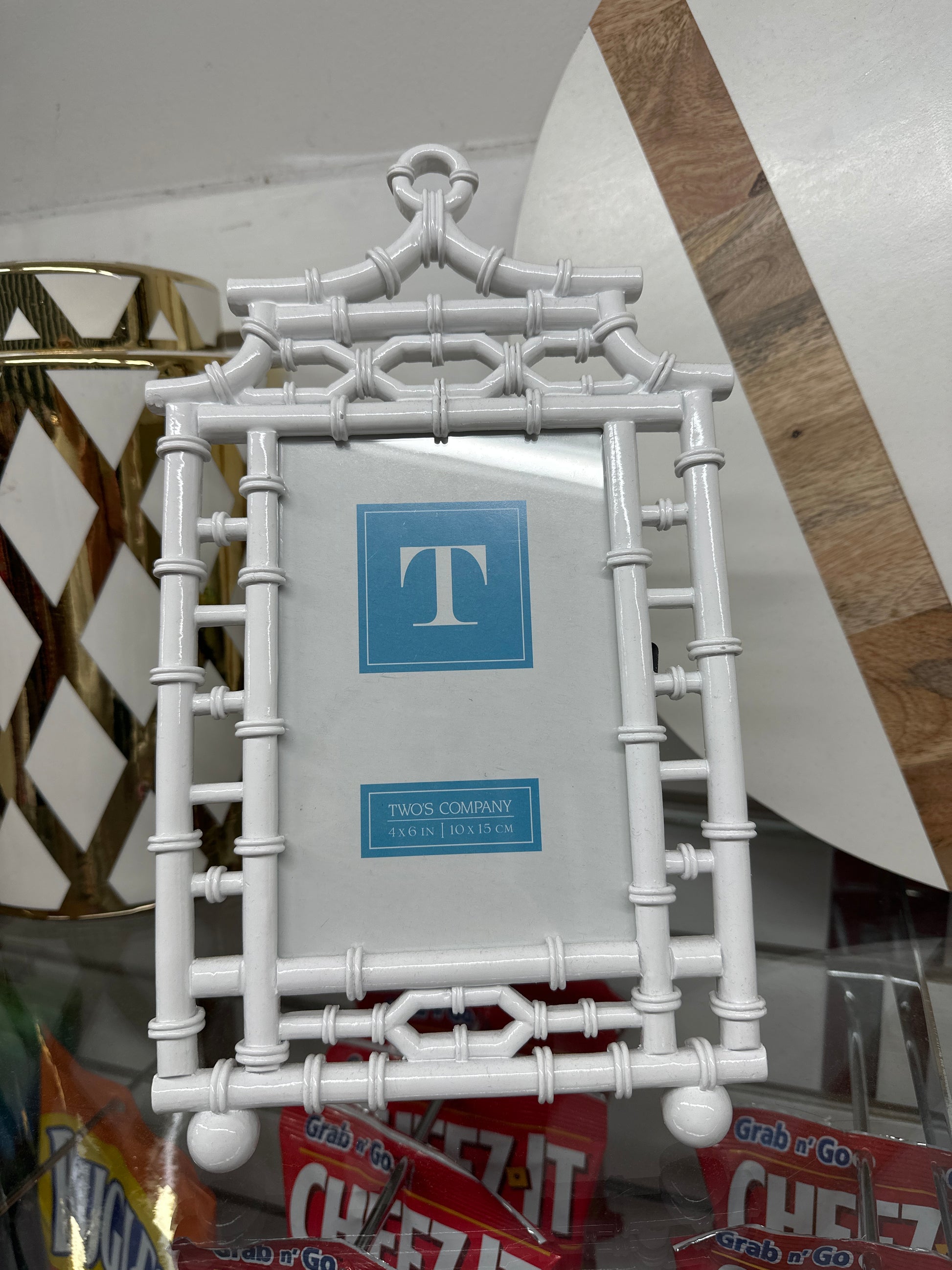 WHITE PAGODA 4X6 PHOTO FRAME - Pharm Favorites by Economy Pharmacy