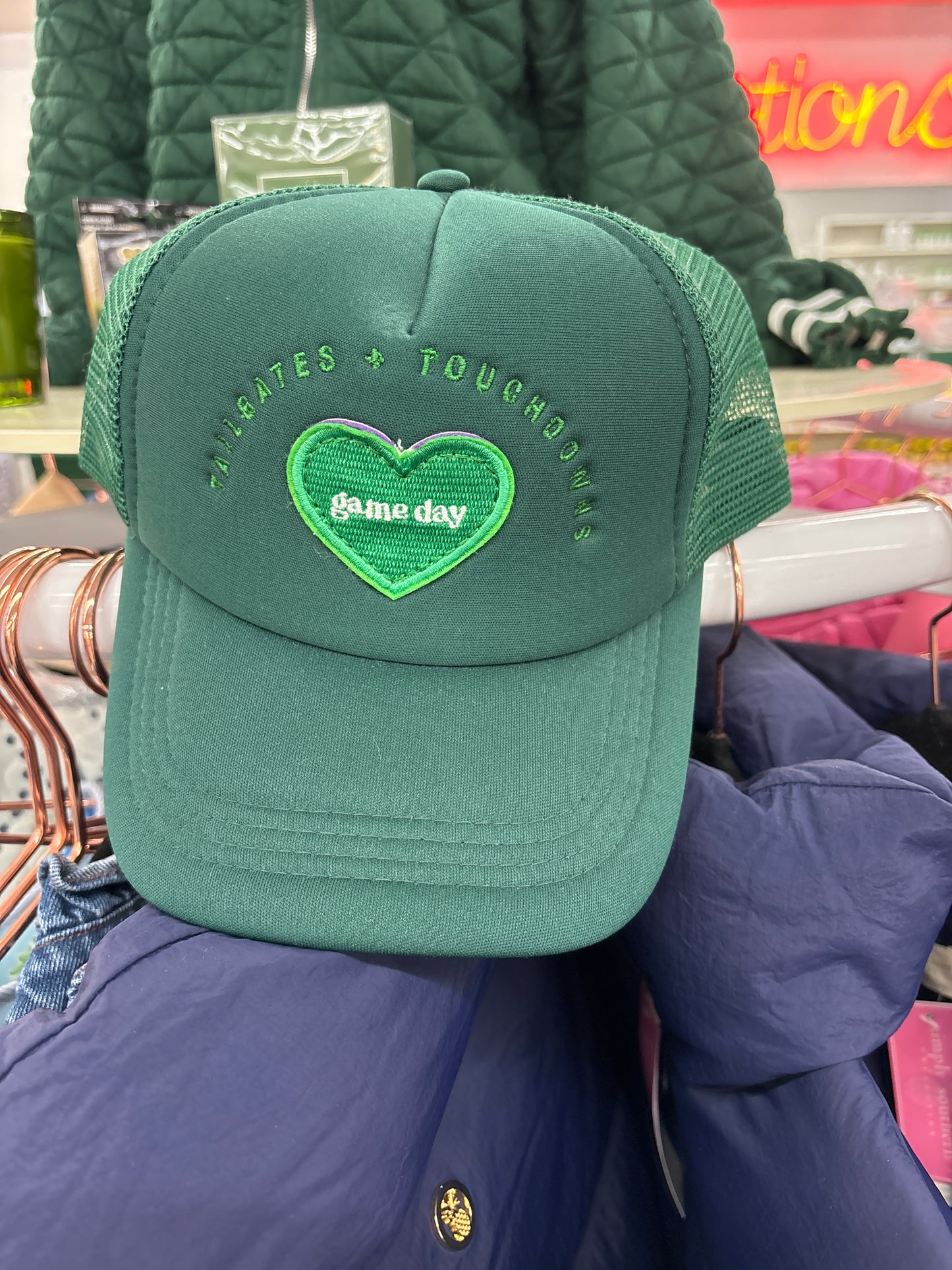 DARLING EFFECT GAME DAY HAT - GREEN