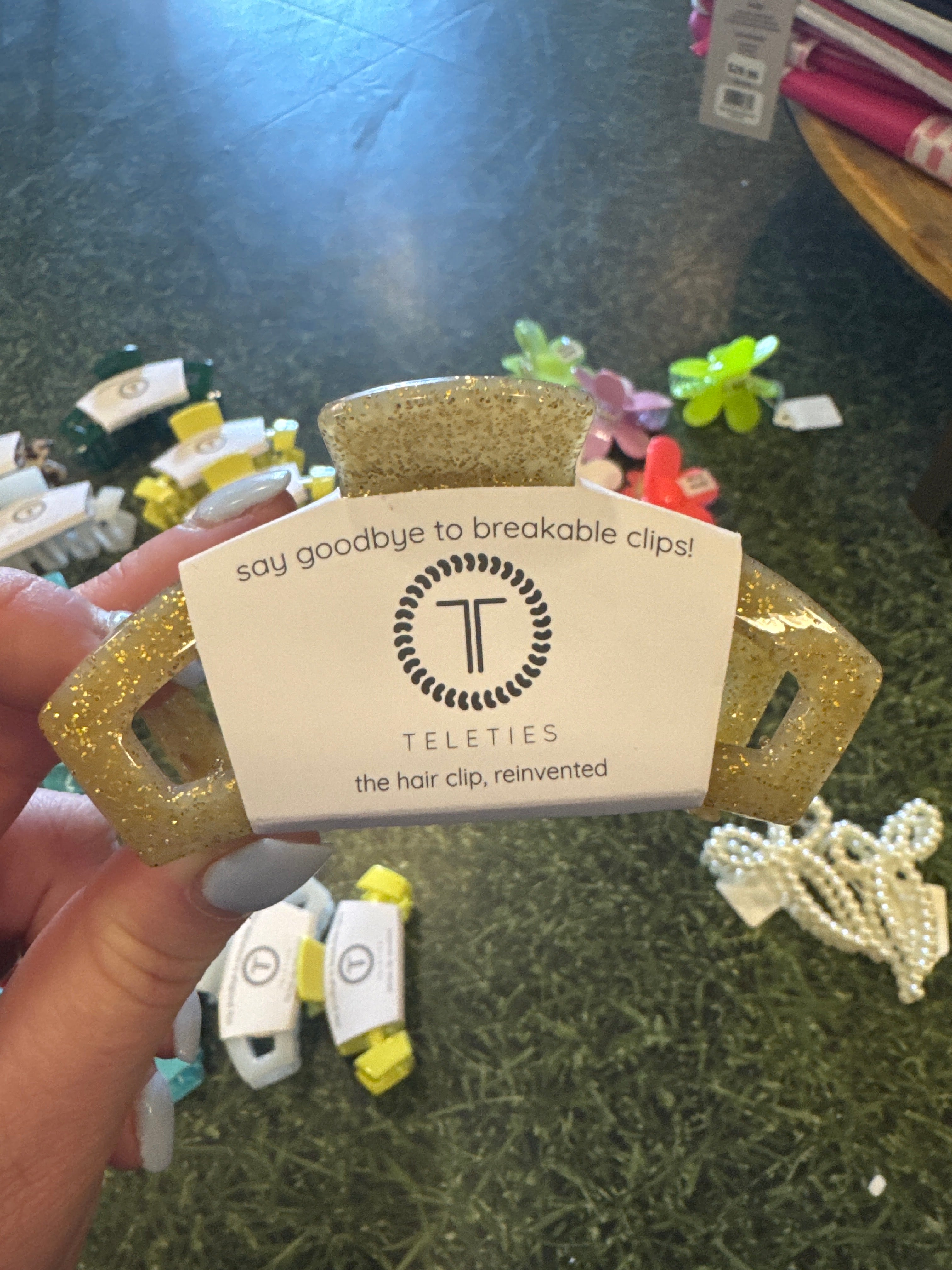 TELETIES OPEN HAIR CLIP - MEDIUM - GOLD GLITTER