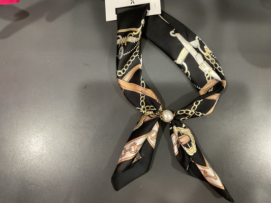 PEARL SCARF NECKLACE - Pharm Favorites by Economy Pharmacy