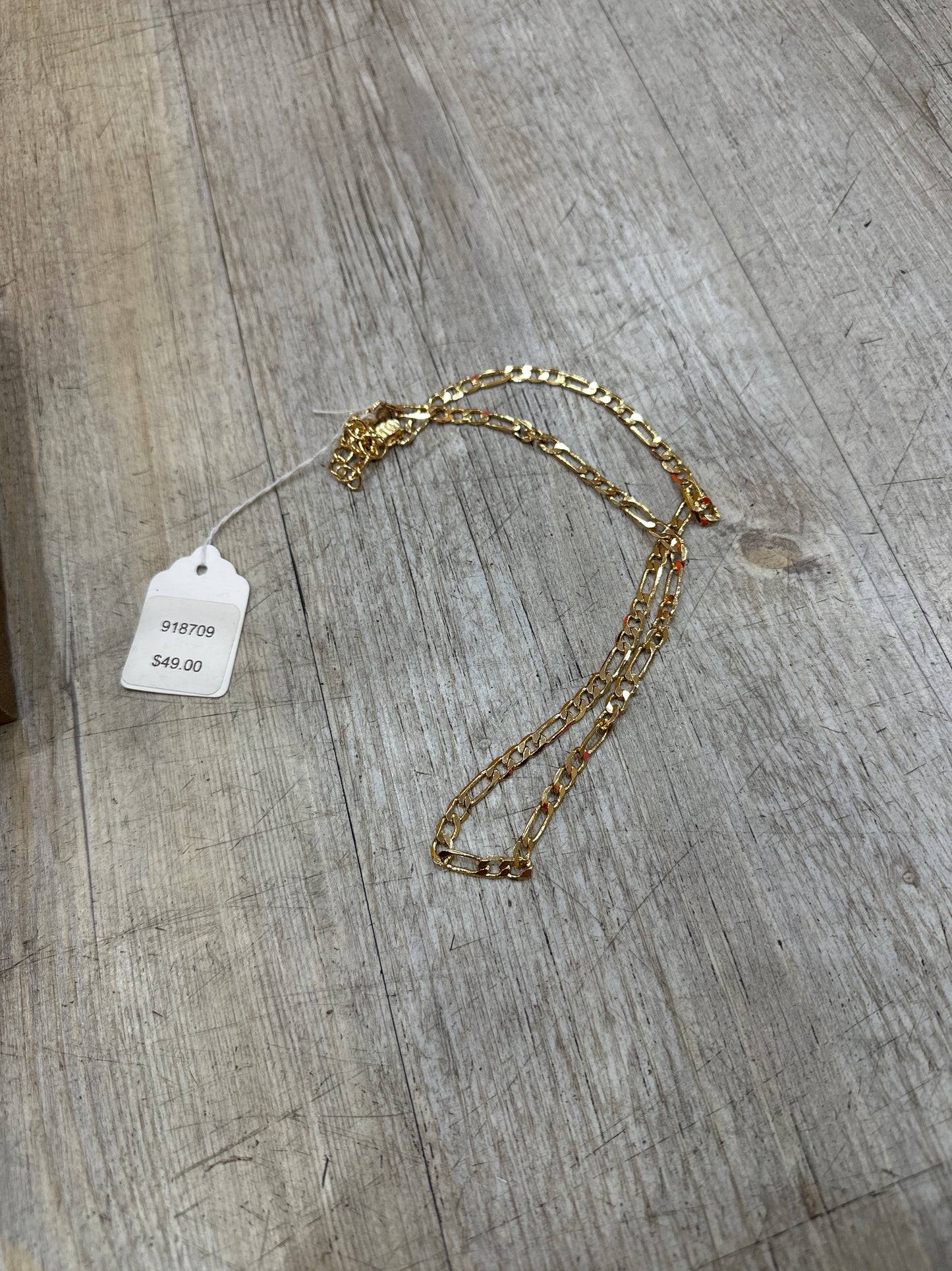 THIN LONG GOLD CHAIN