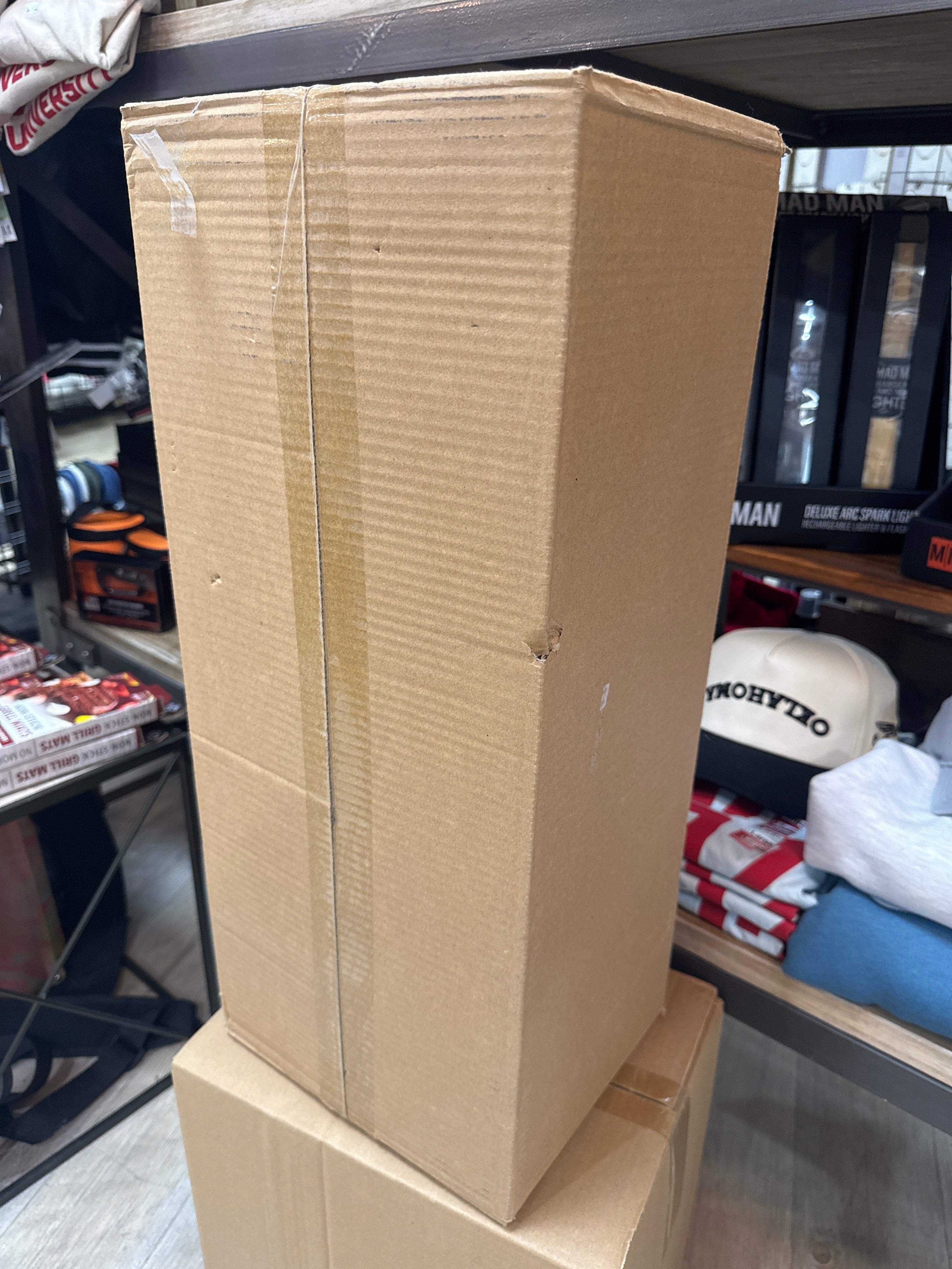 DECANTER - GOLF STICK W/STAND & 4 GLASSES