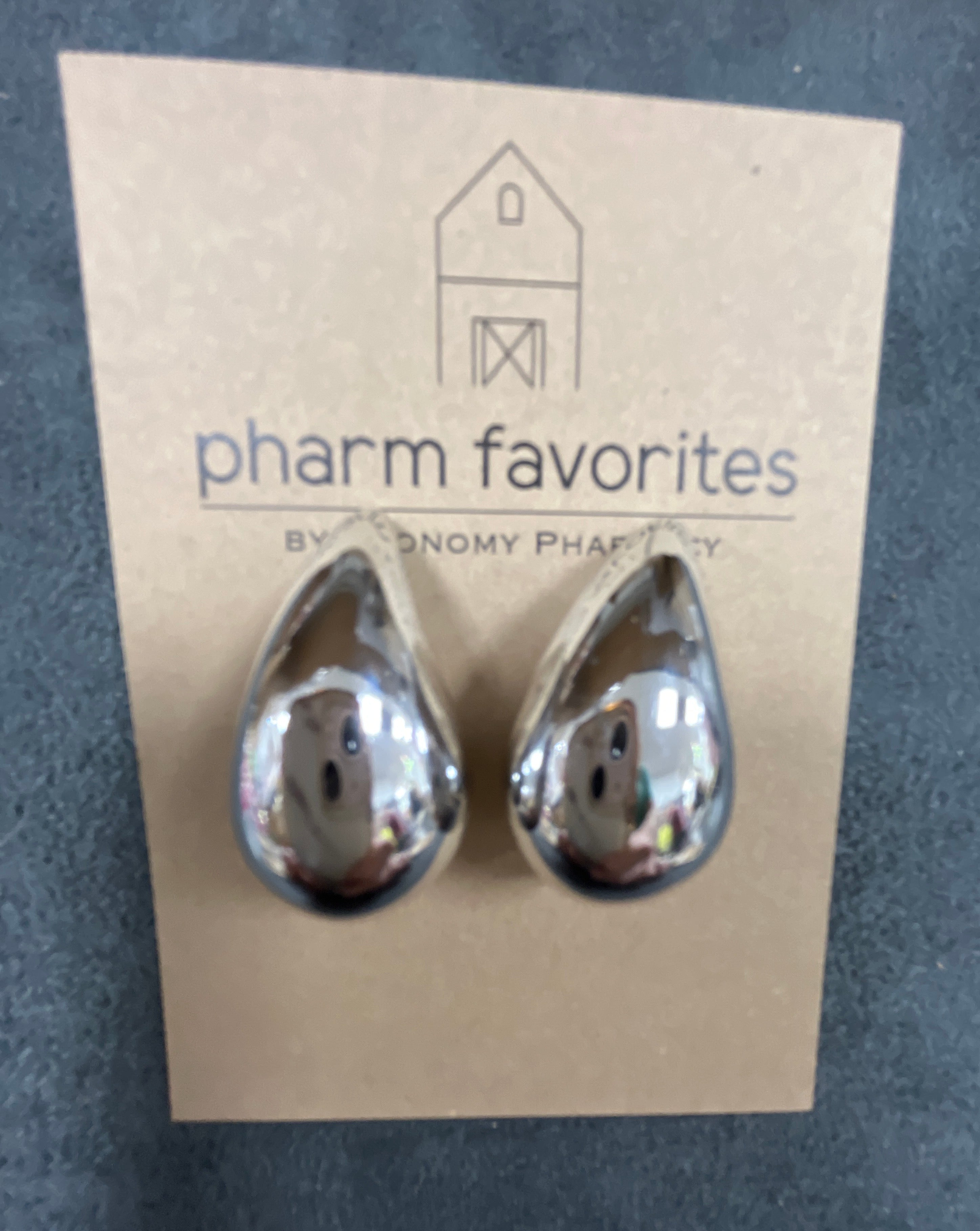 SHINY TEARDROP EARRINGS