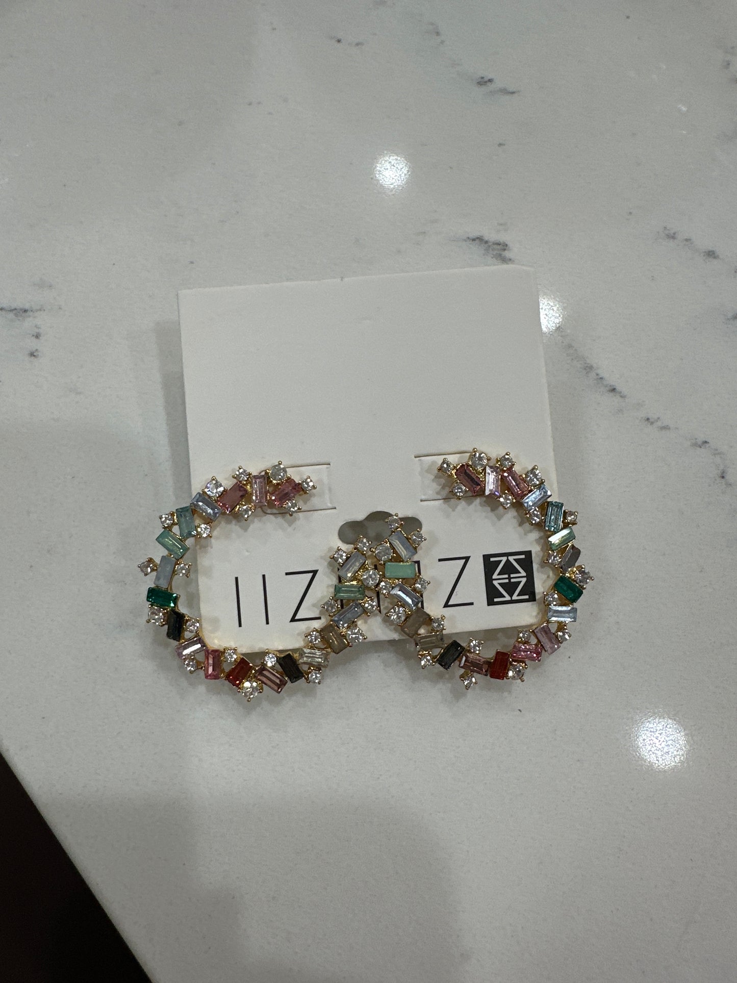 HOOP EARRINGS W/BAGUETTE SHAPED CRYSTALS - MULTI