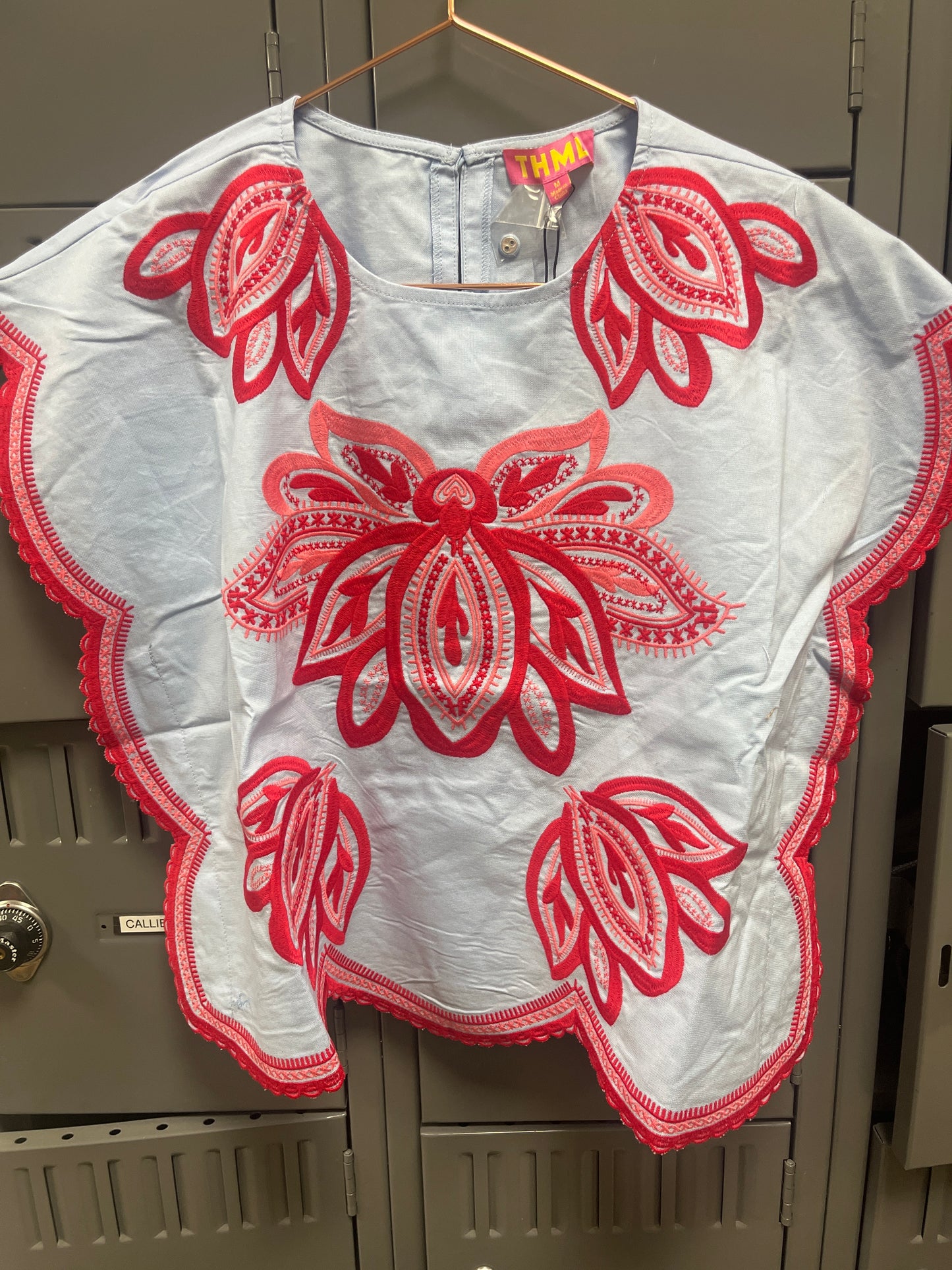 BLUE SHORT SLEEVE EMBROIDERED BLOUSE