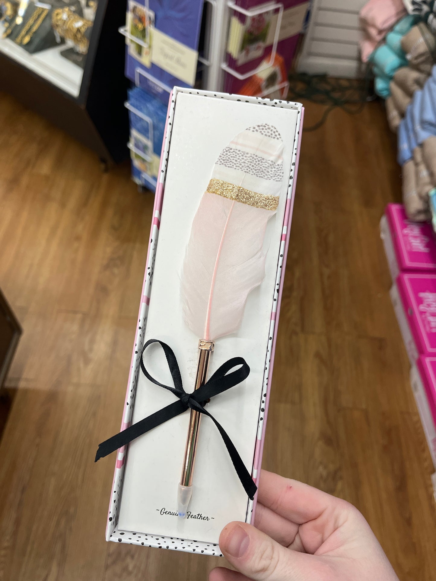 REAL FEATHER PEN IN GIFT