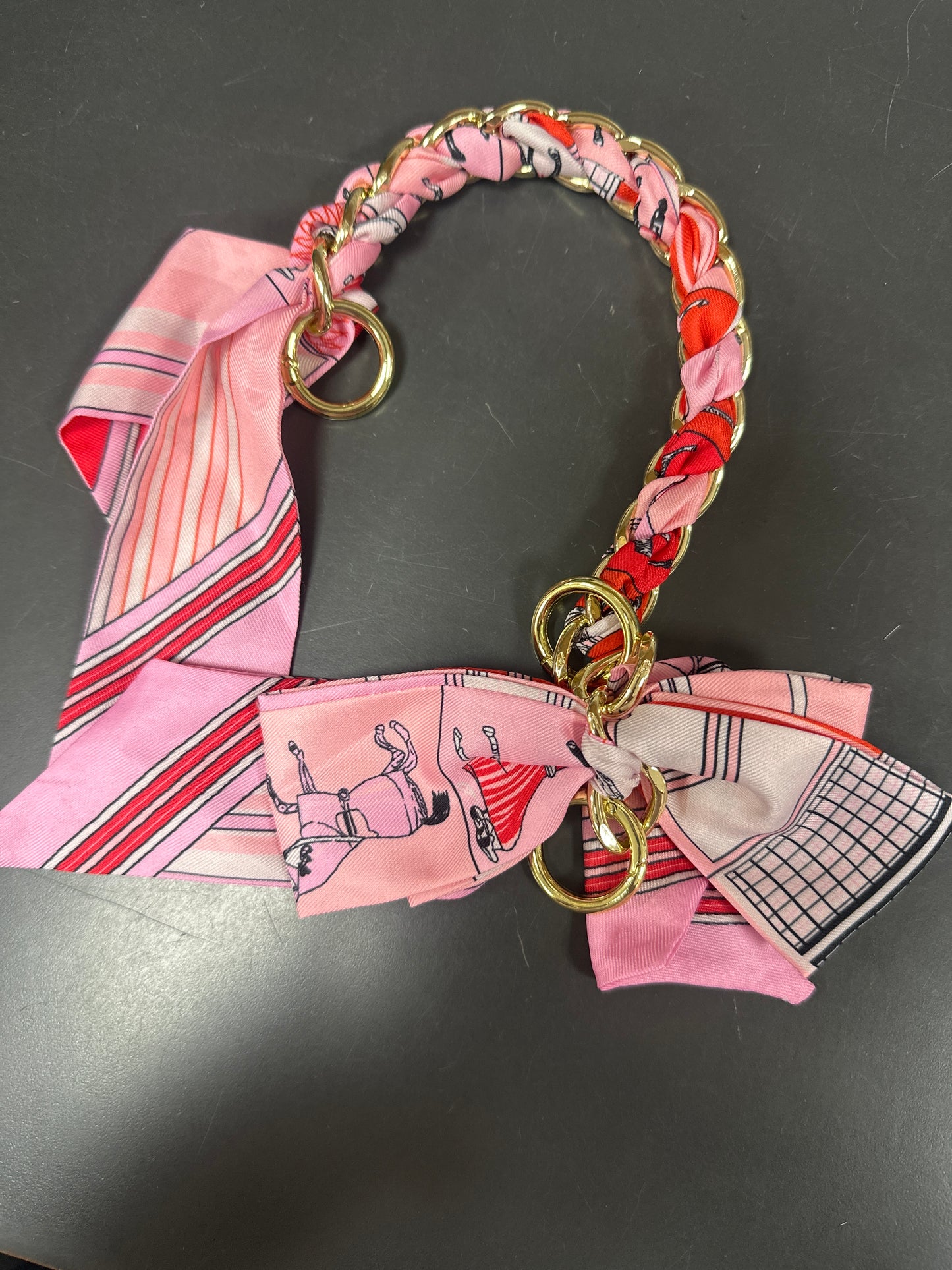 PURSE CHAIN W/SCARF & BOW