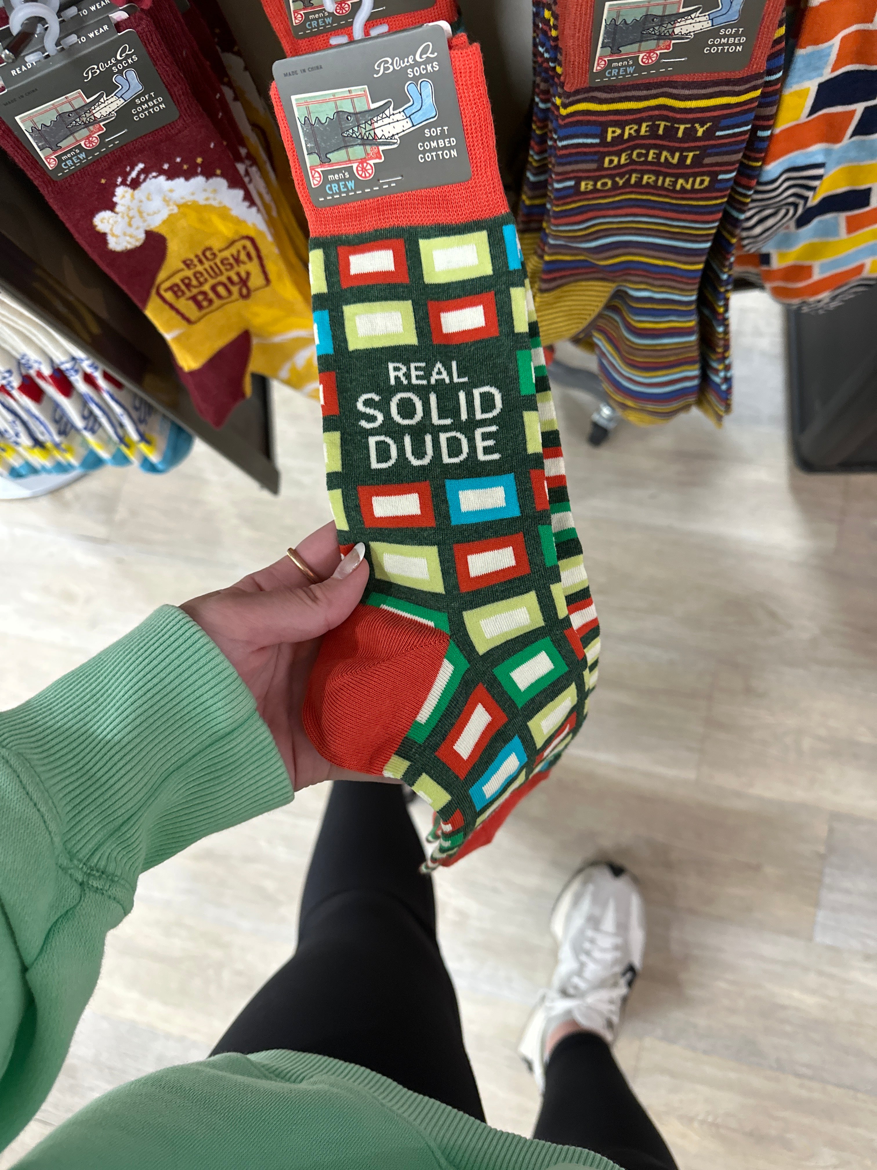 MENS CREW SOCKS - REAL SOLID DUDE