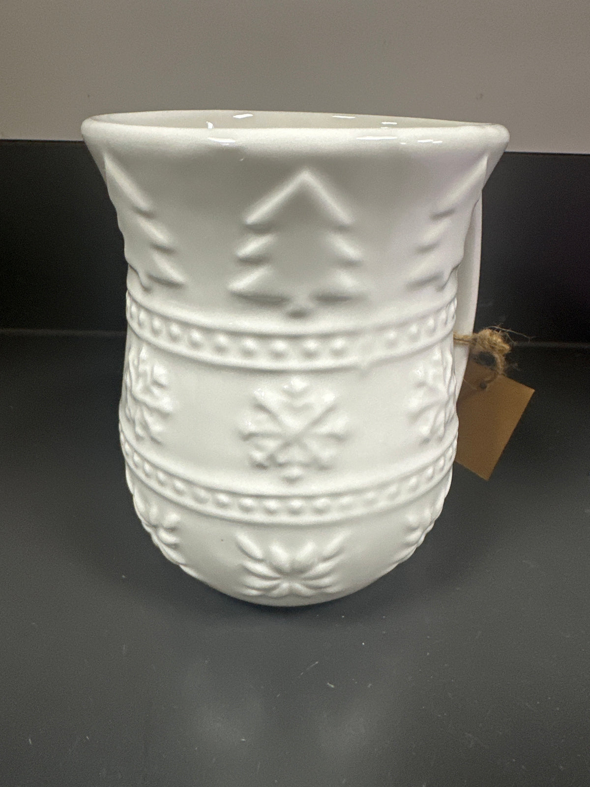 EMBOSSED SNOWFLAKE COZY MUG 16 OZ.