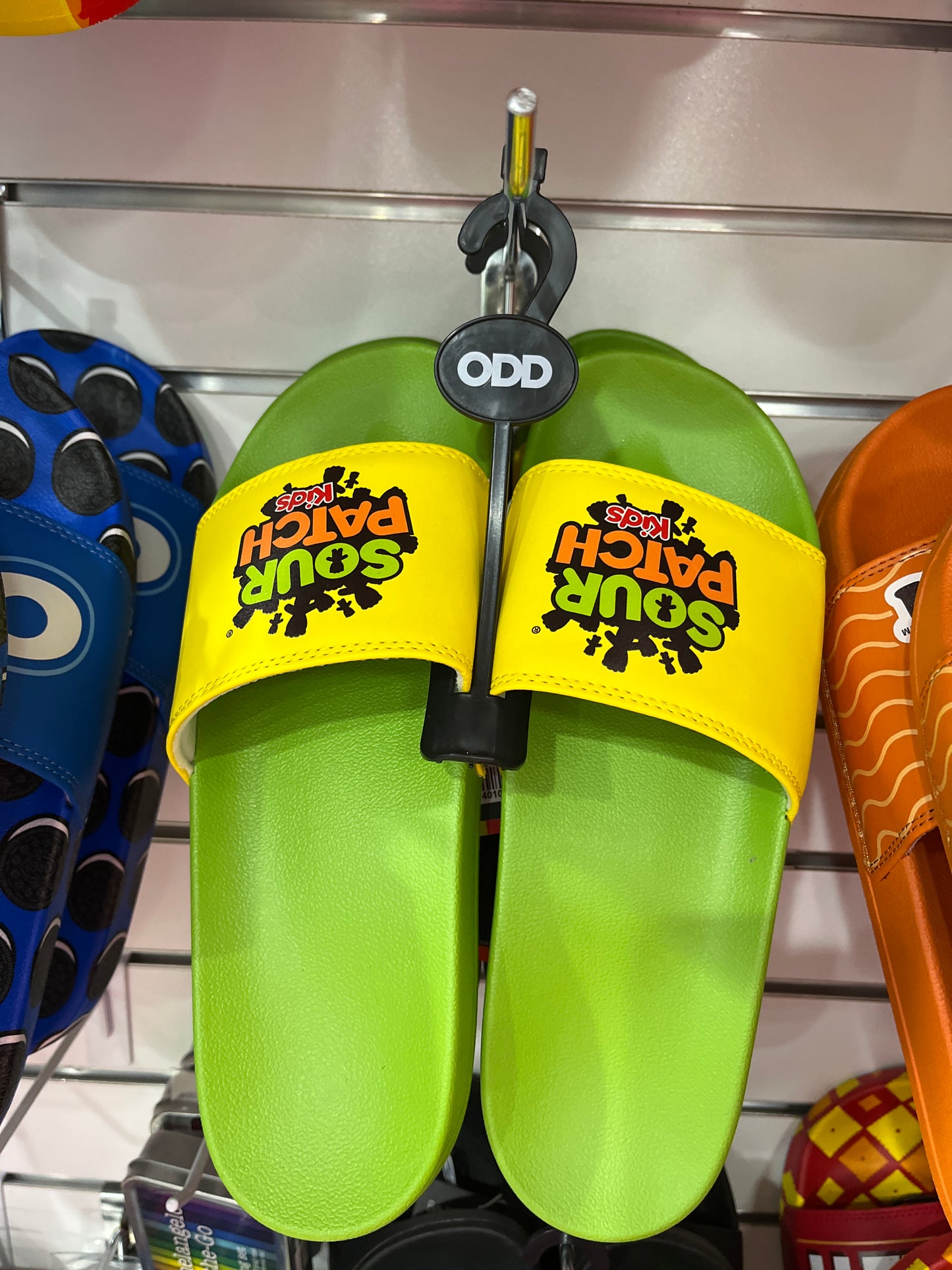 ODD SLIDES - SOUR PATCH KIDS - L