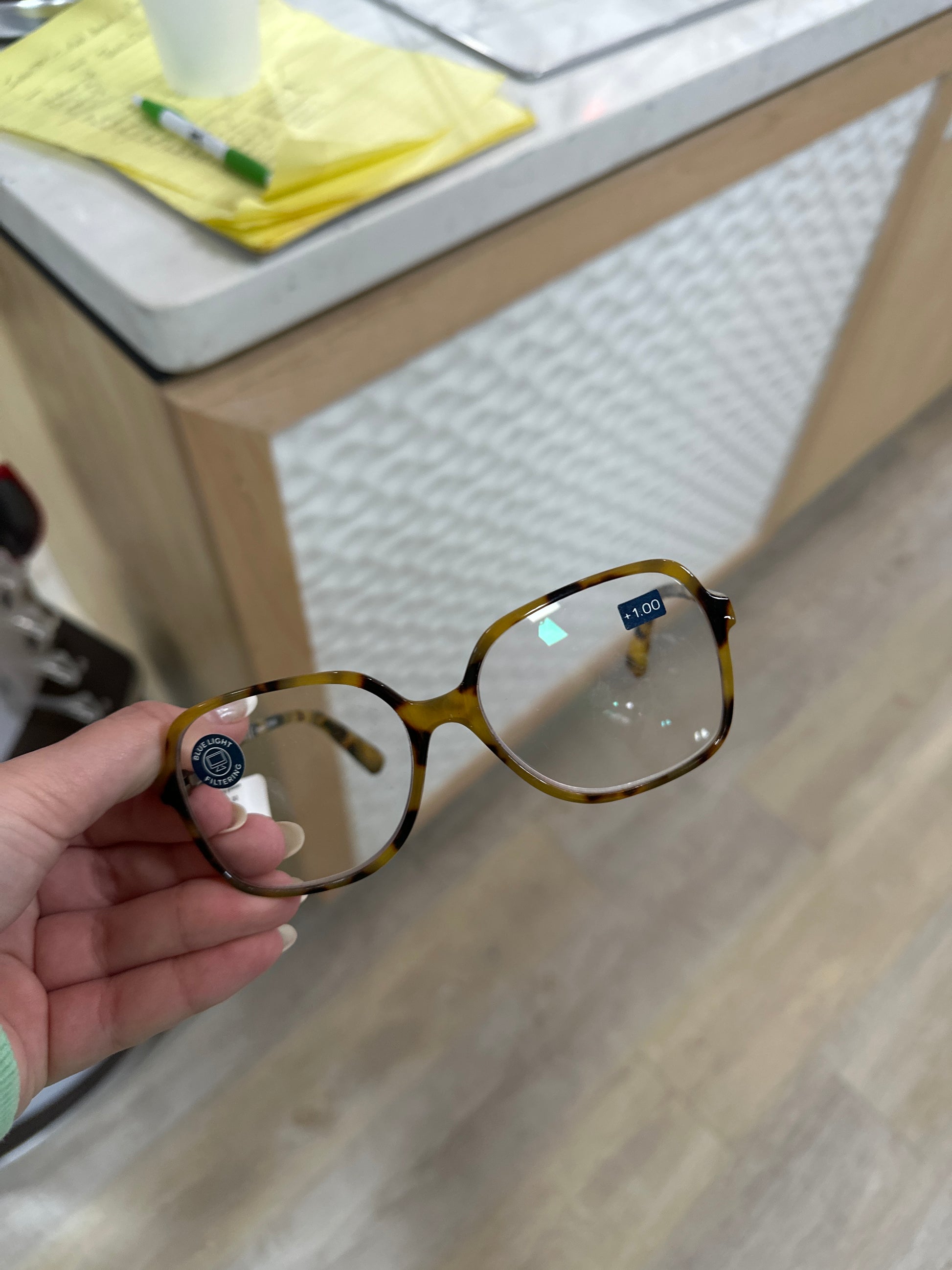 SAWYER - TOKYO TORTOISE - +1.00 - Pharm Favorites by Economy Pharmacy