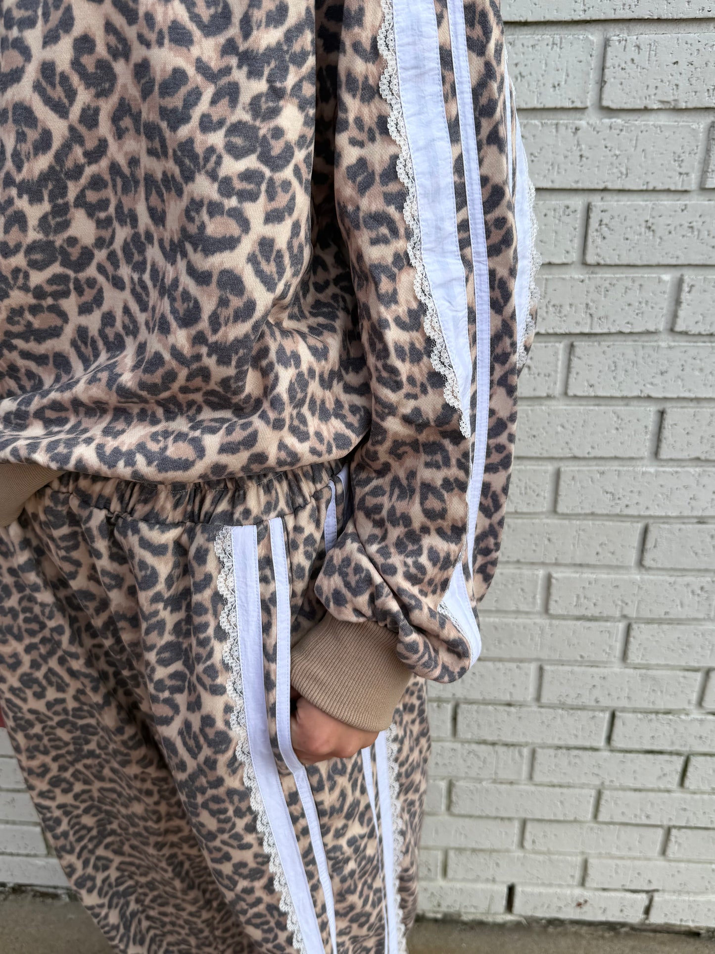 LEOPARD FRENCH TERRY LACE CONTRAST 2PC SWEAT SET
