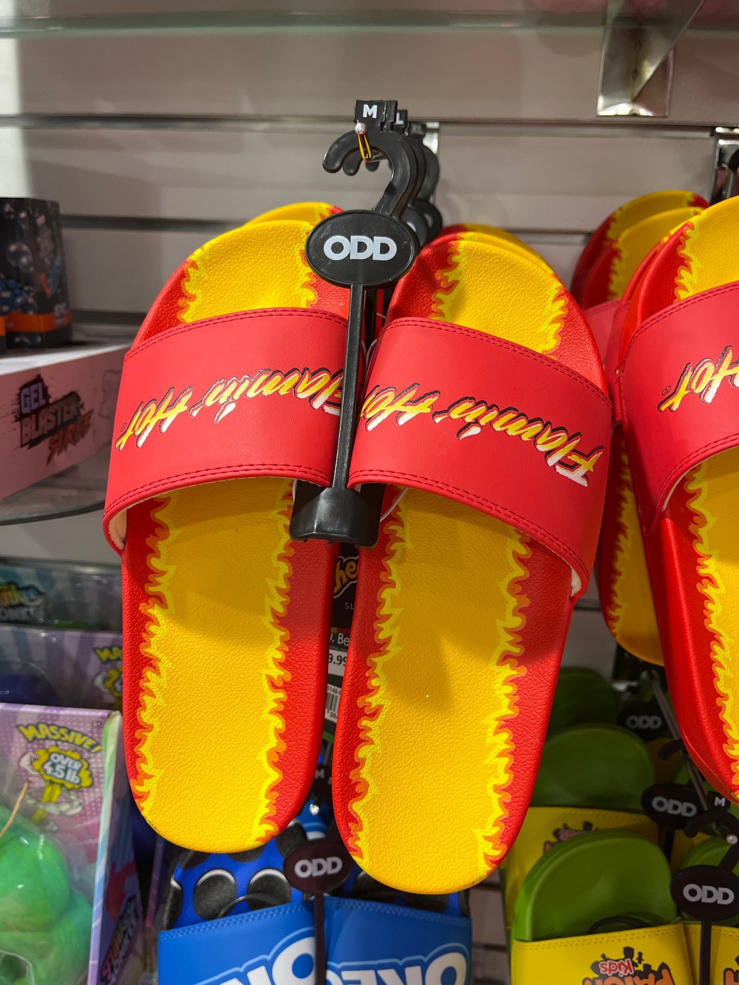 ODD SLIDES - FLAMIN HOT CHEETOS - M