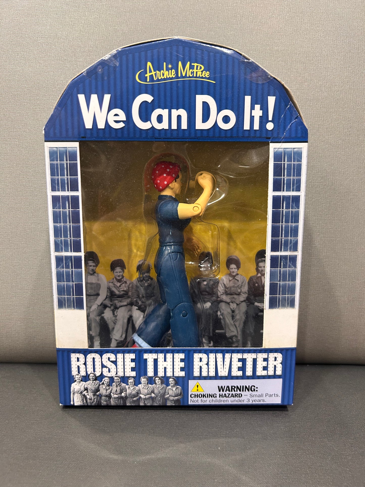 ACTION FIGURE - ROSIE THE RIVETER