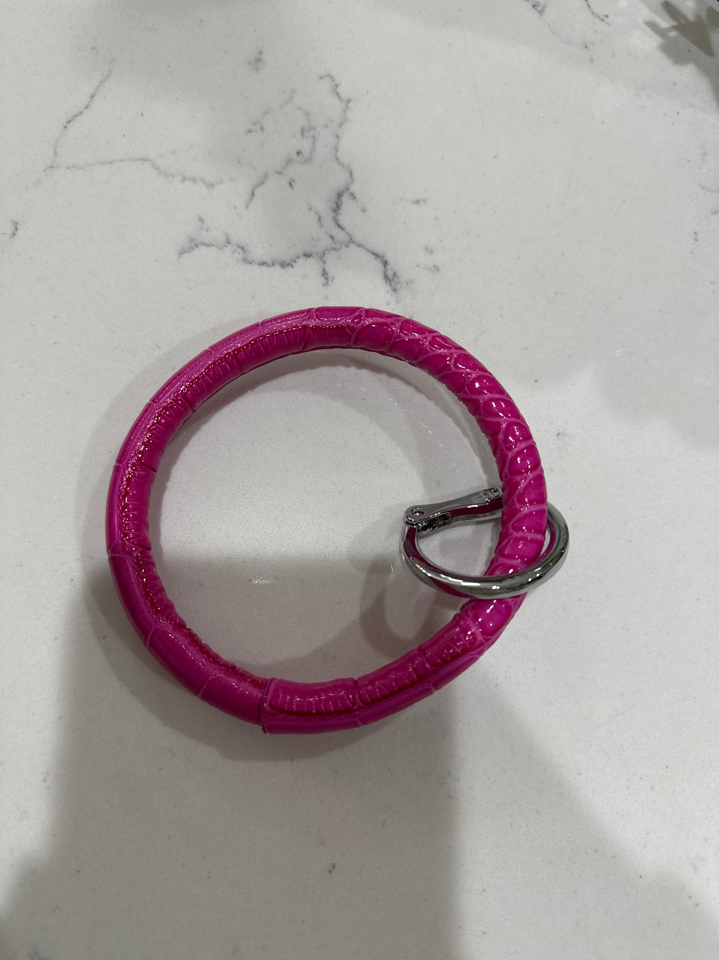 PINK CROC BIG O KEY RING