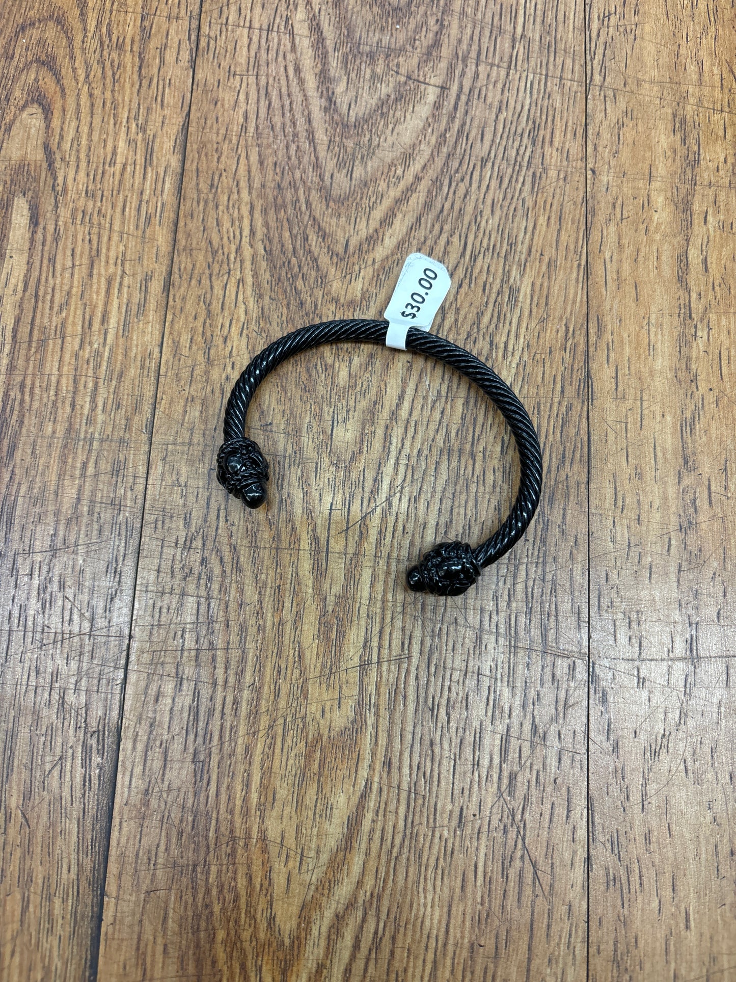 BLACK CABLE BRACELET