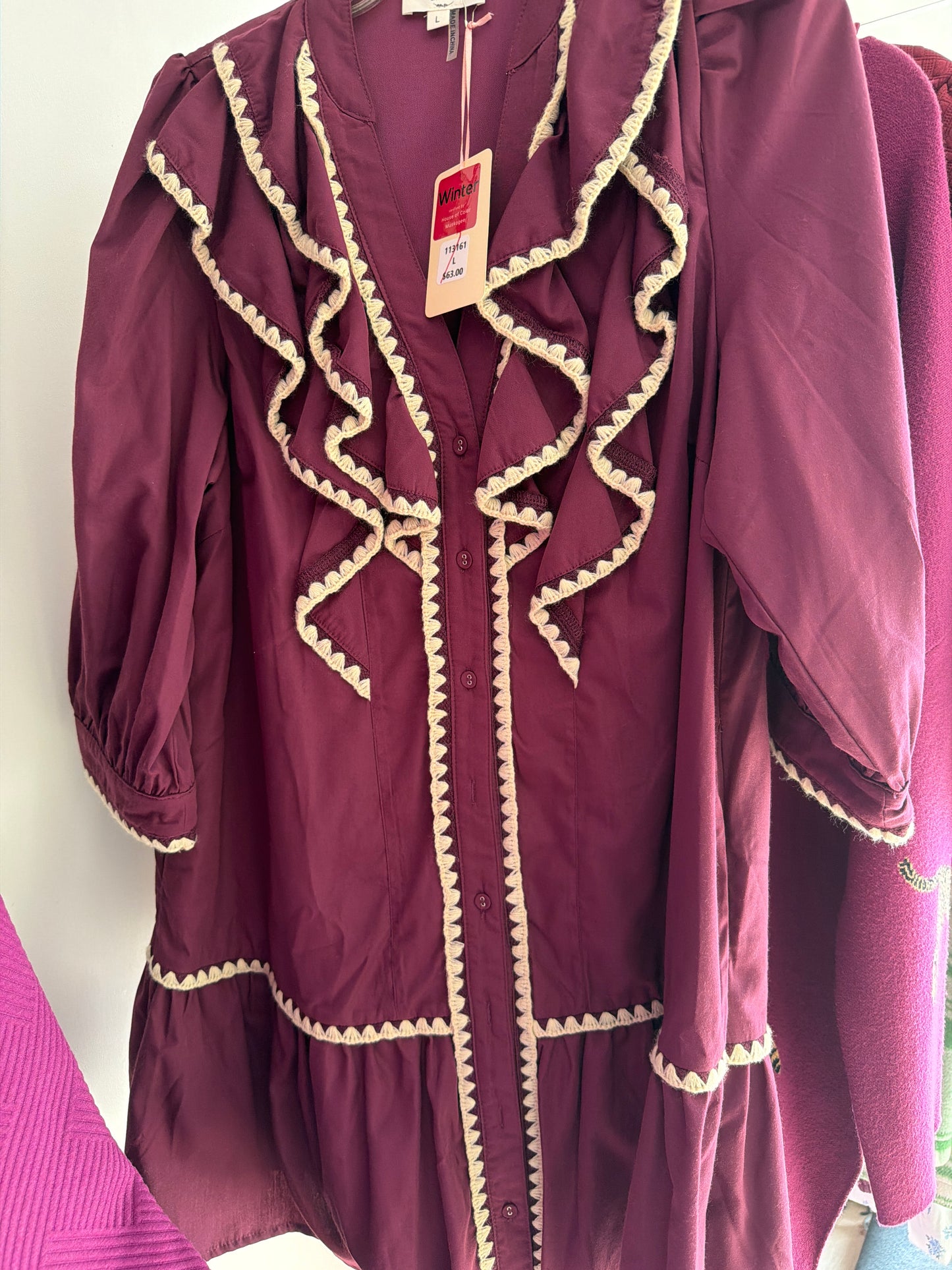 BURGUNDY DRESS WITH NATURAL STITCH TRIM - L