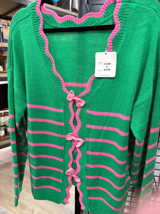 SCALLOP EDGE BOW BACK GREEN /PINK SWEATER