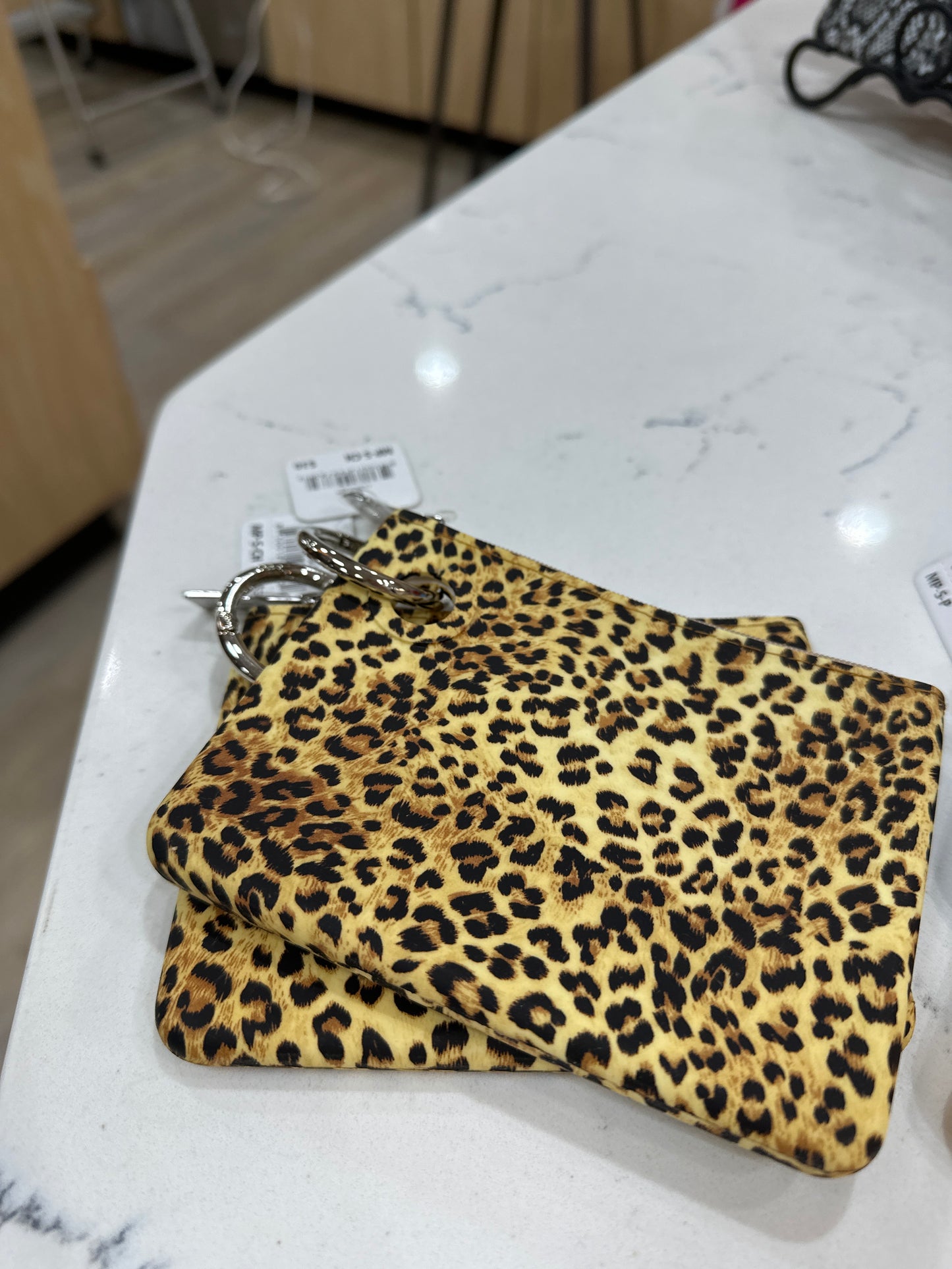 MINI SILICONE POUCH - CHEETAH