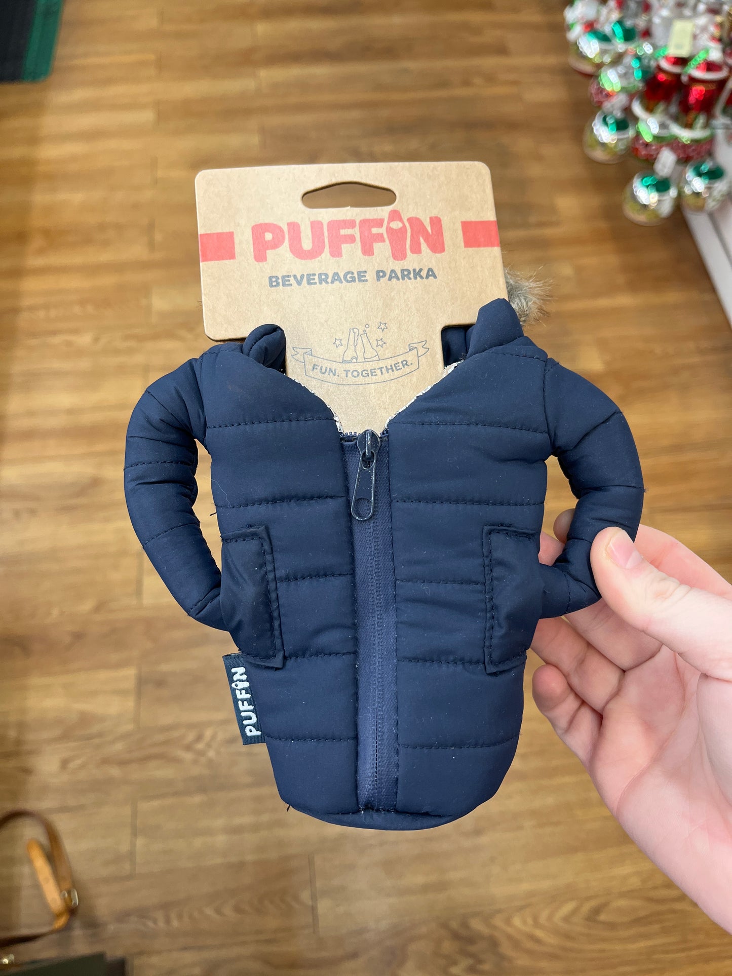 NAVY BEVERAGE PARKA