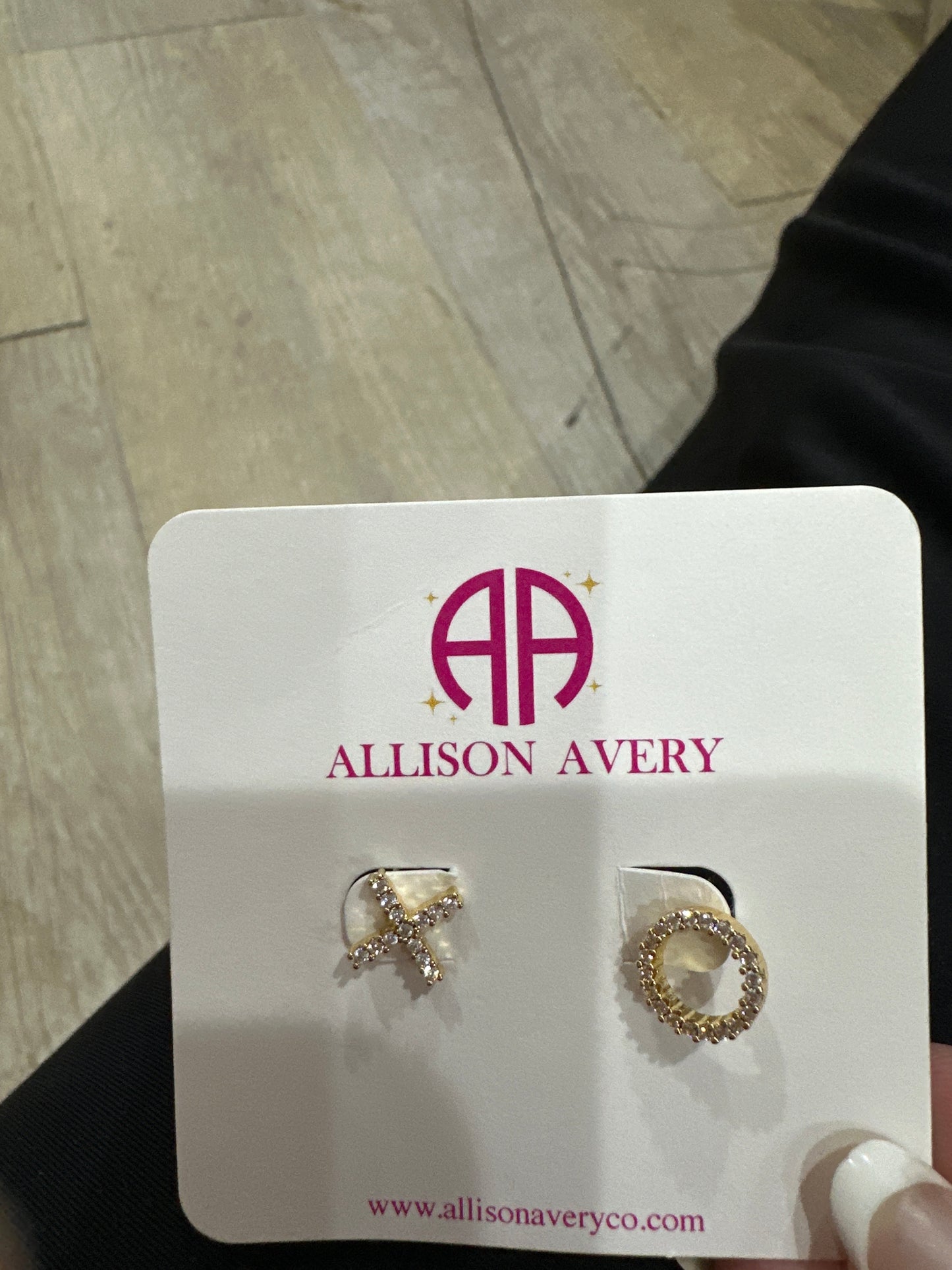 XO STUDS