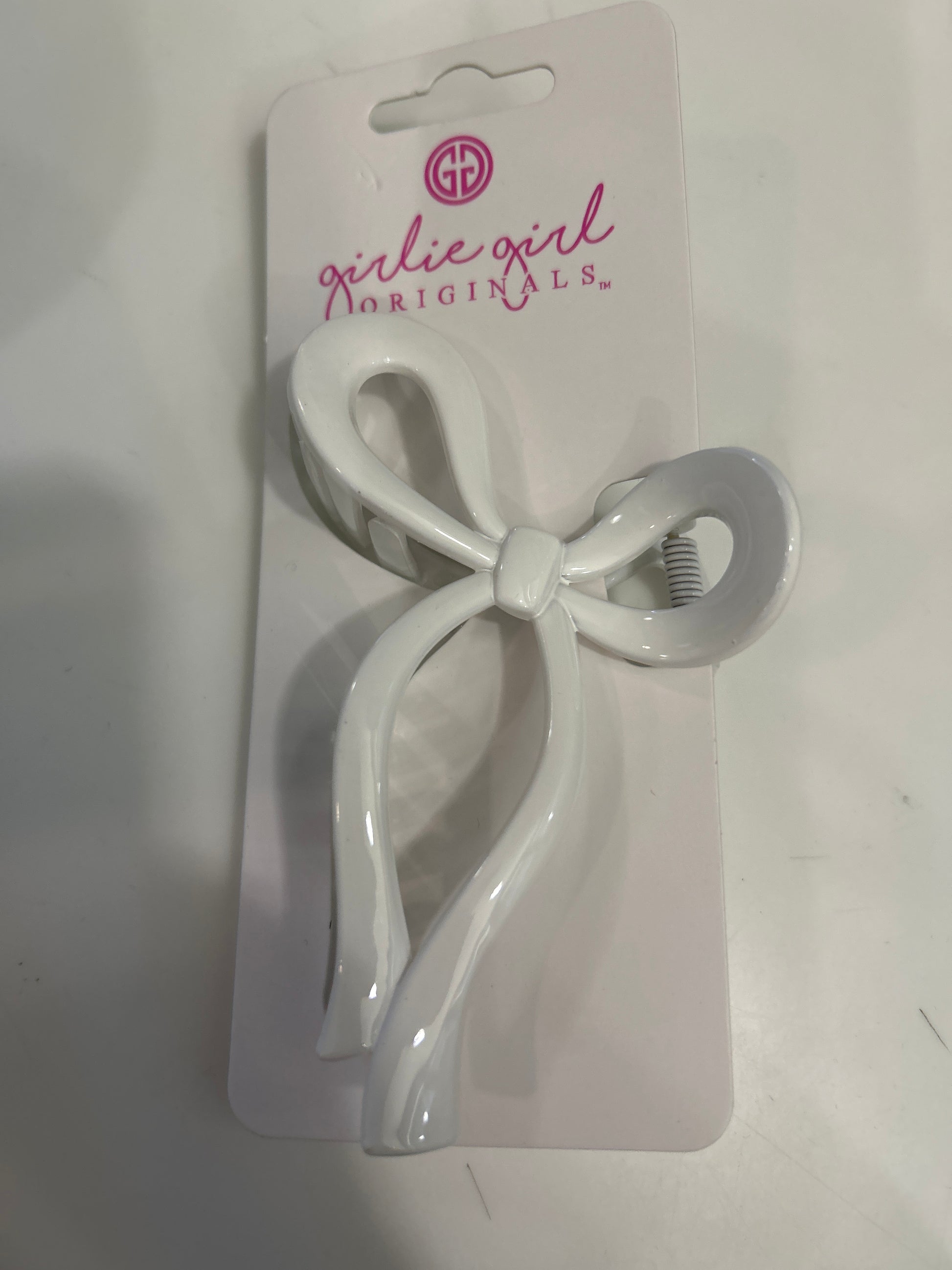 BOW CLAW CLIP - WHITE - Pharm Favorites by Economy Pharmacy