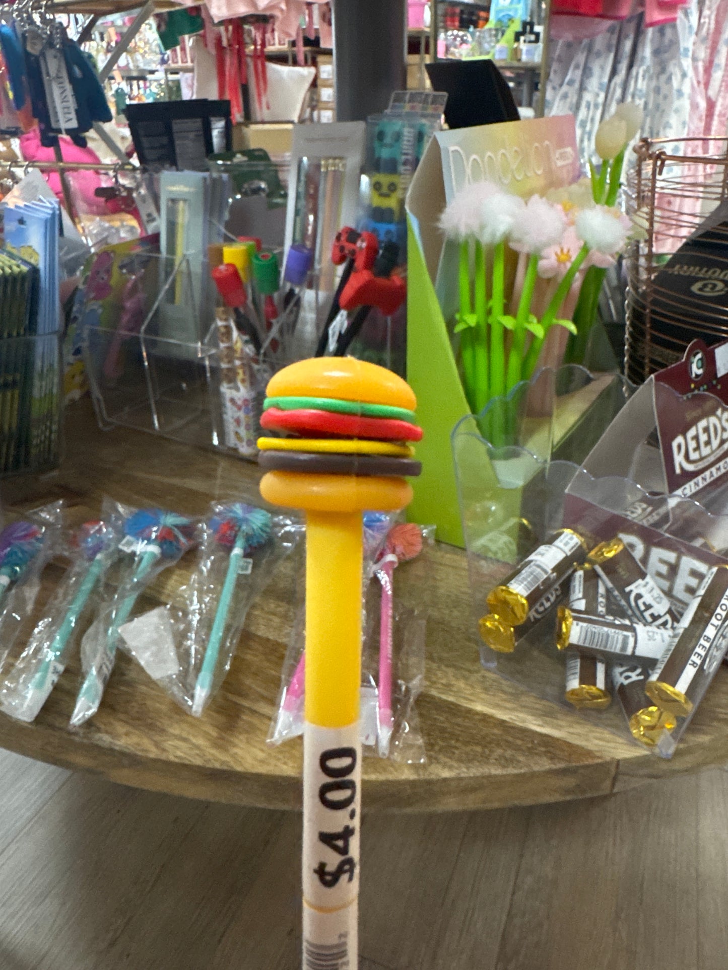 FAST FOOD PEN