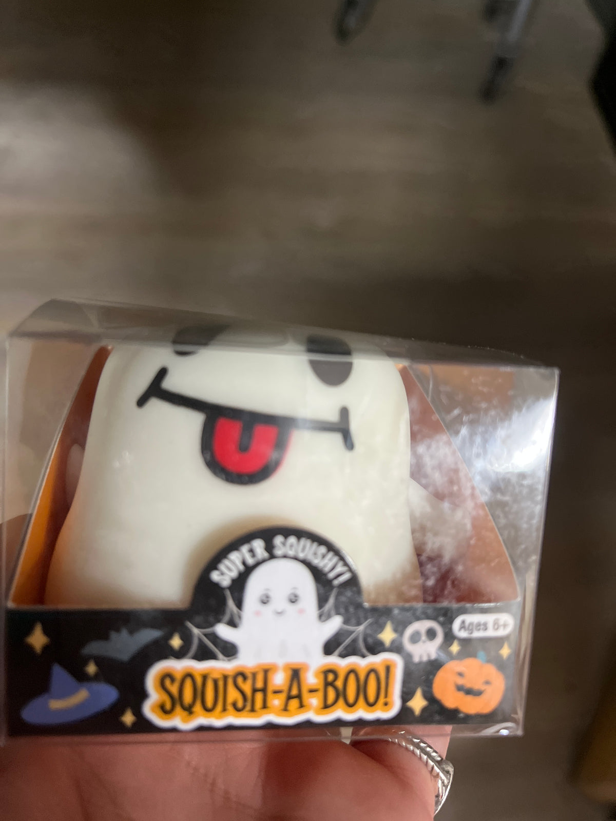 SQUISH-A-BOO GHOST