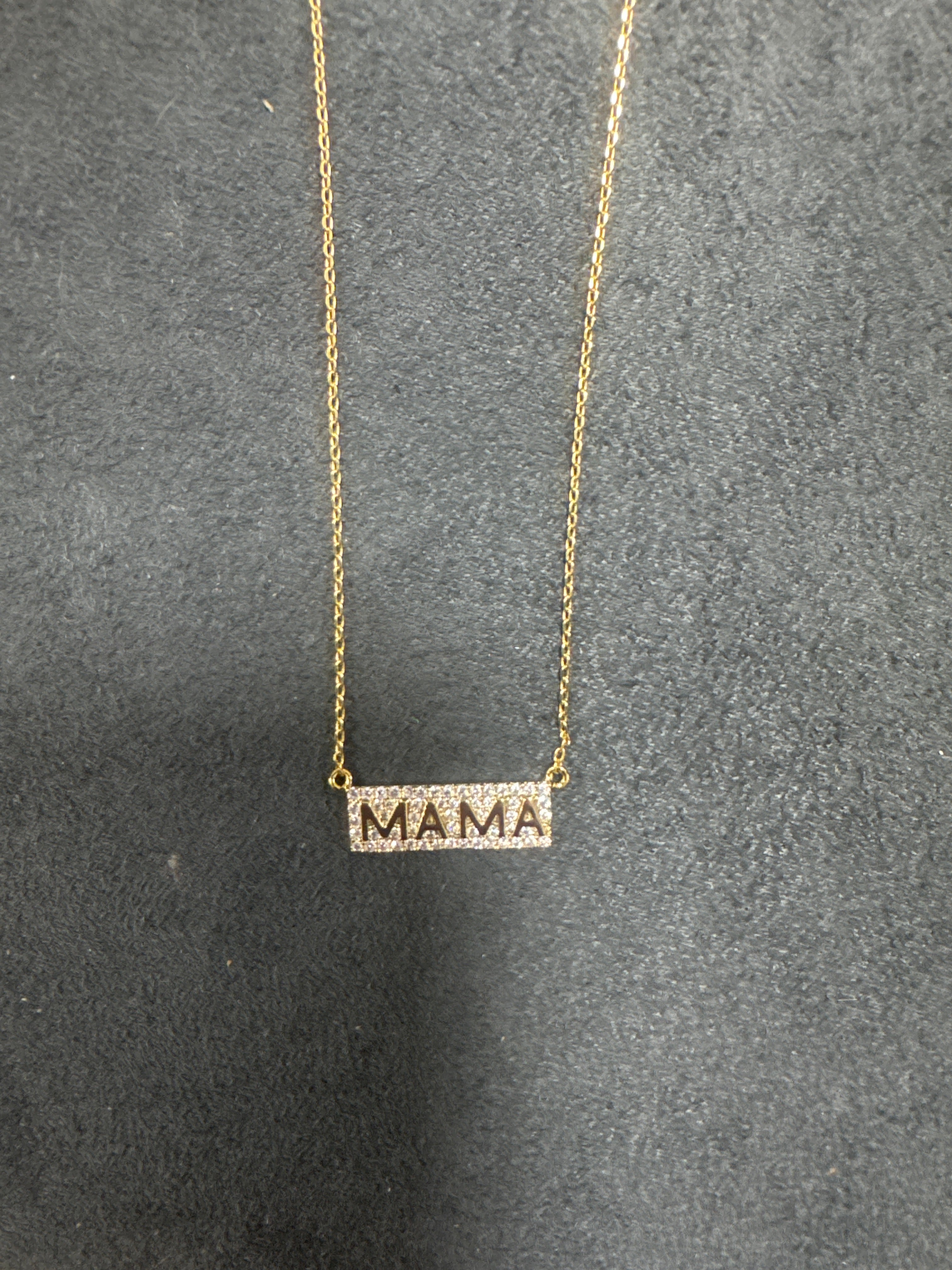 GOLD NECKLACE W/MAMA