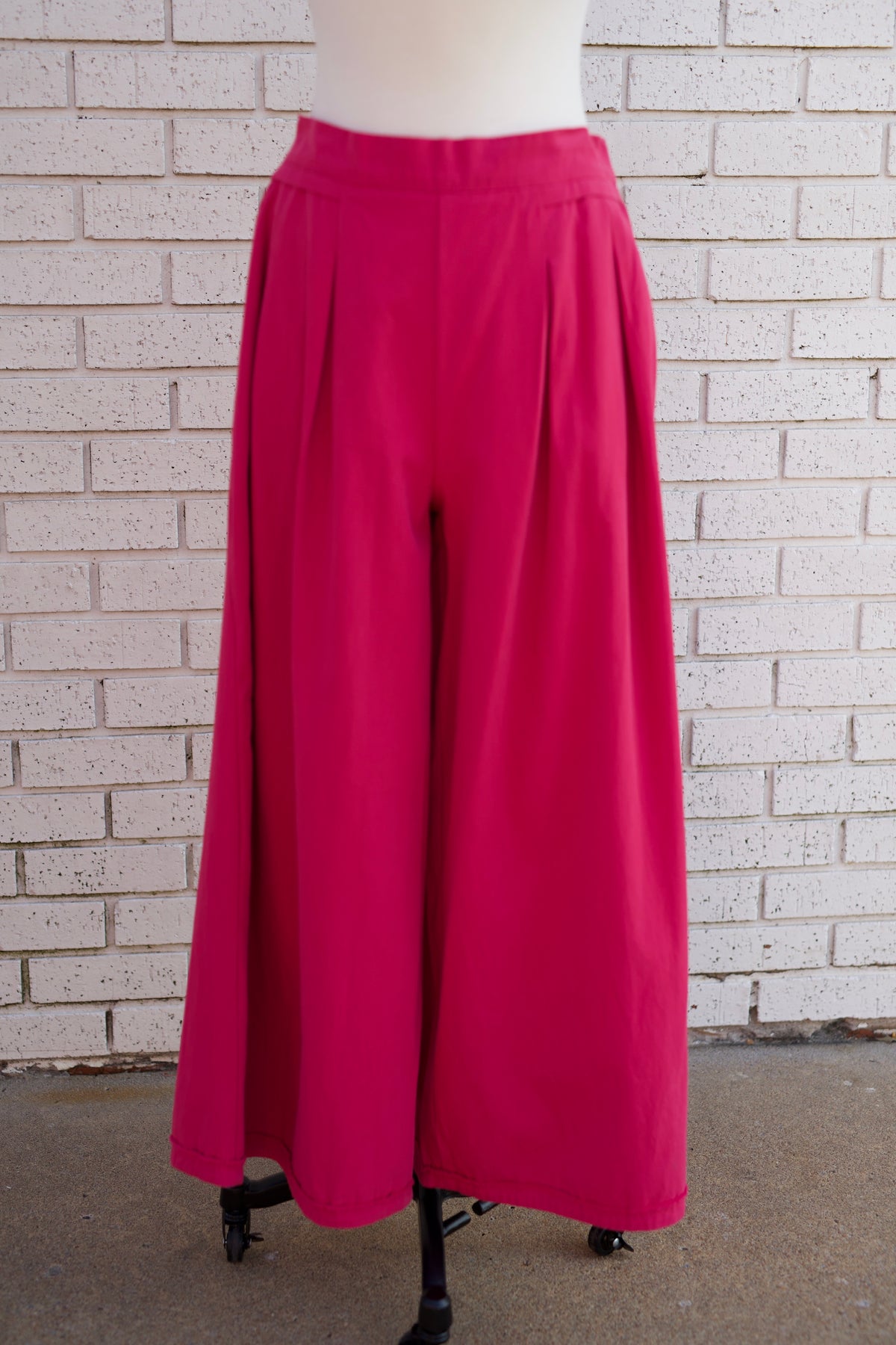 PINK PANTS - Pharm Favorites by Economy Pharmacy
