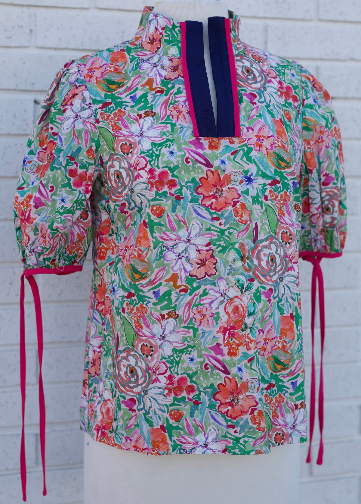 PINK CONTRAST QUARTER PLACKET SELF TIE FLORAL TOP - Pharm Favorites by Economy Pharmacy
