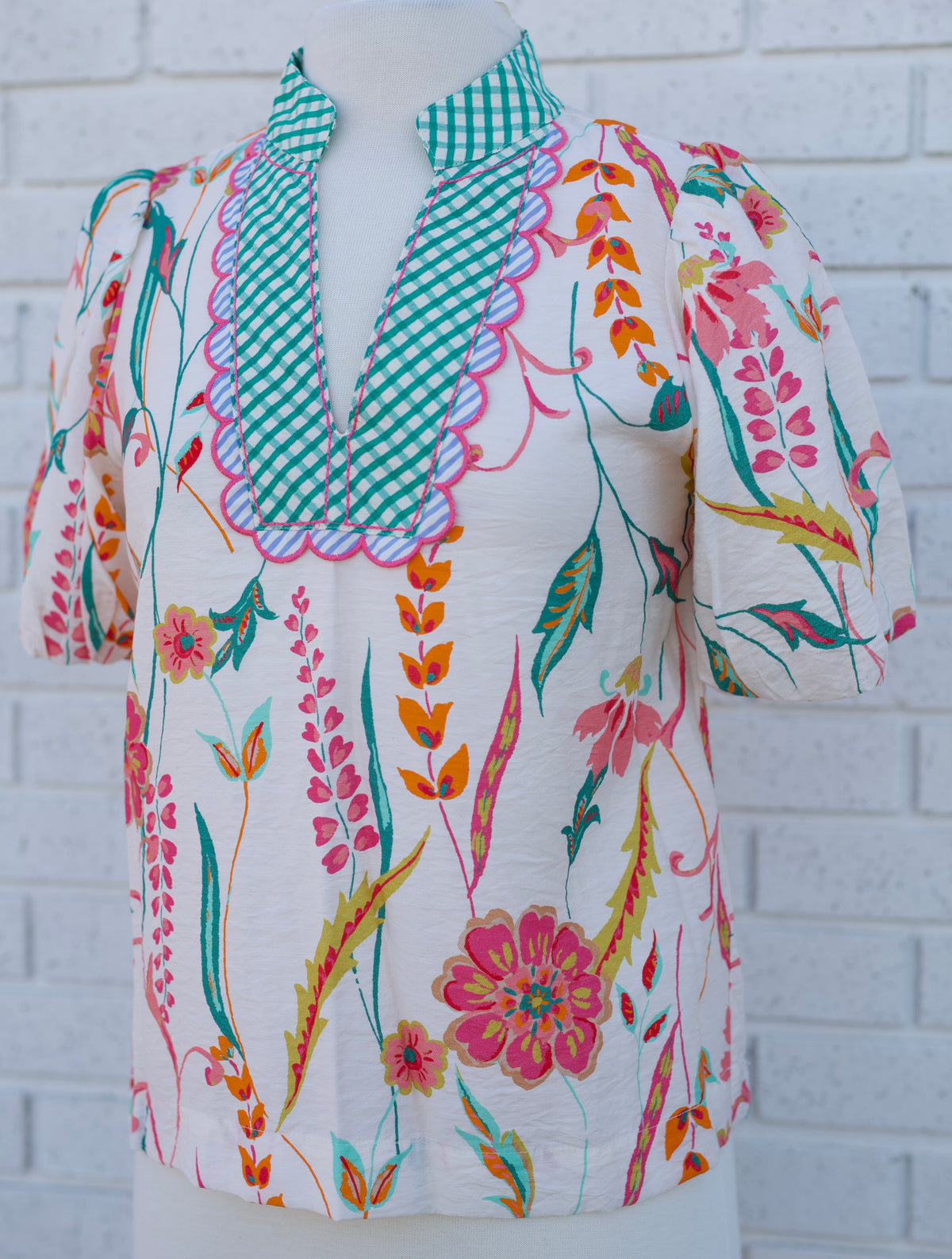 CREAM PUFF SLEEVE FLORAL V-NECK TOP
