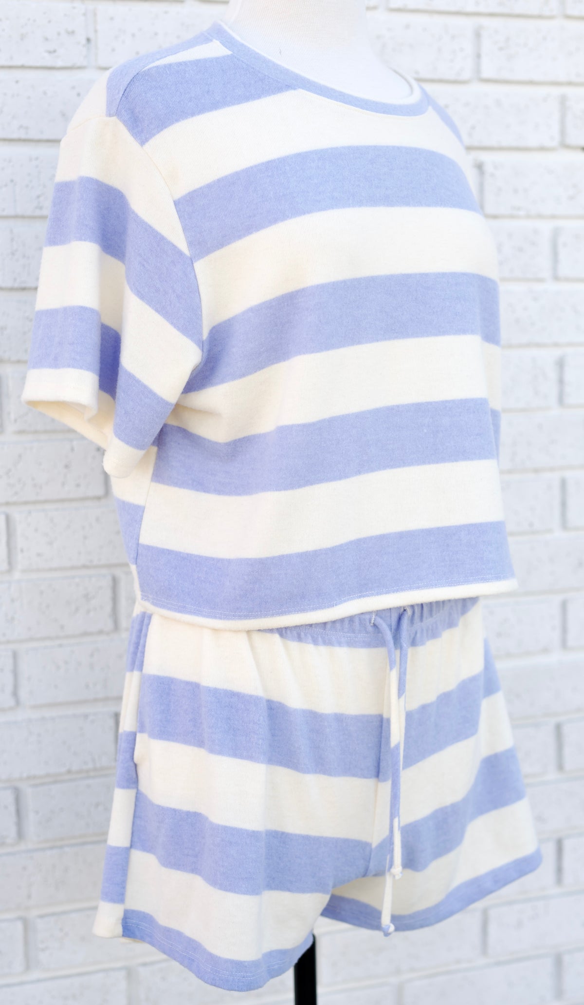 BLUE & IVORY STRIPED BRUSHED CREW NECK SHORT SLEEVED CROP TOP & SHORTS