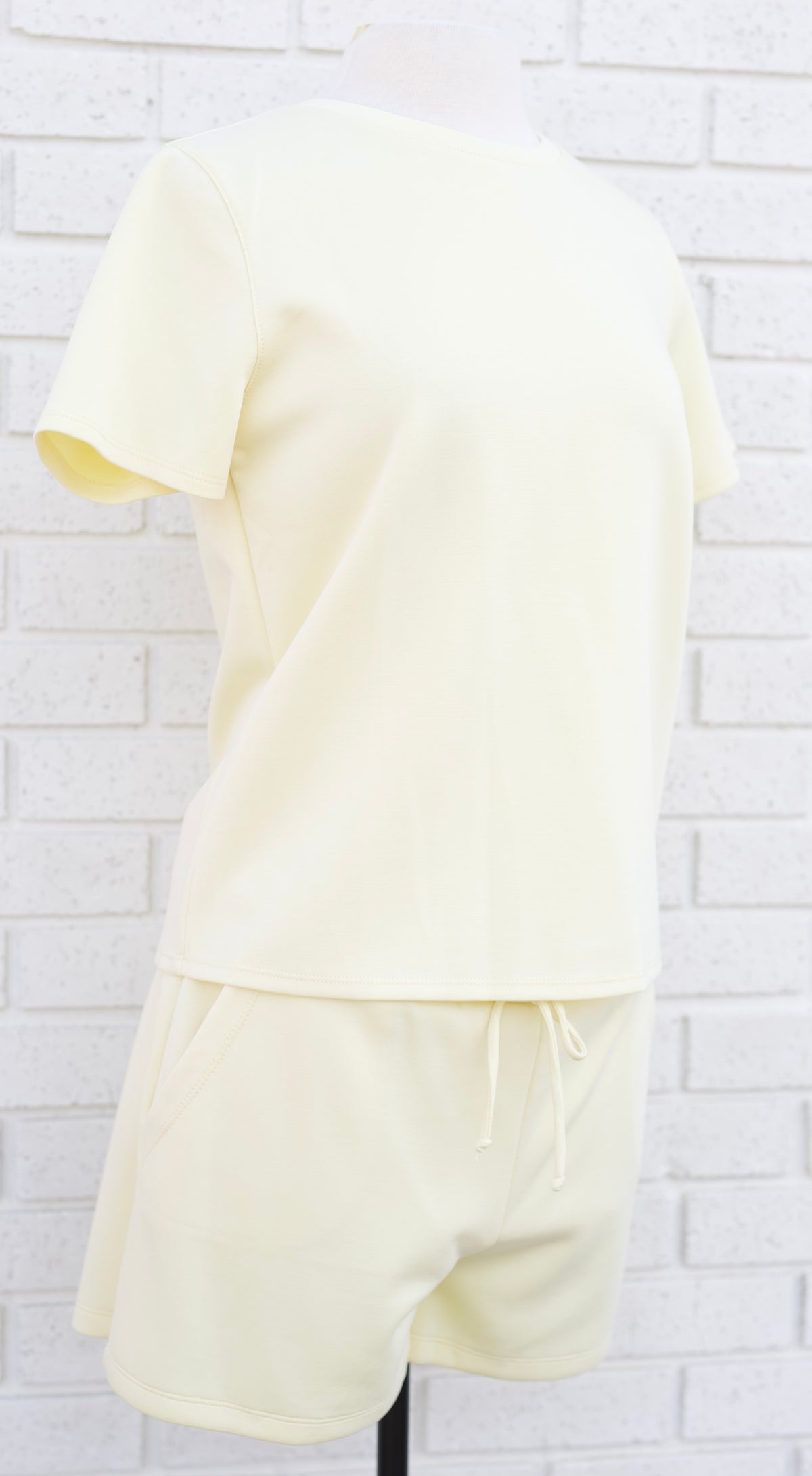 LIGHT YELLOW 2PC SHORT SET