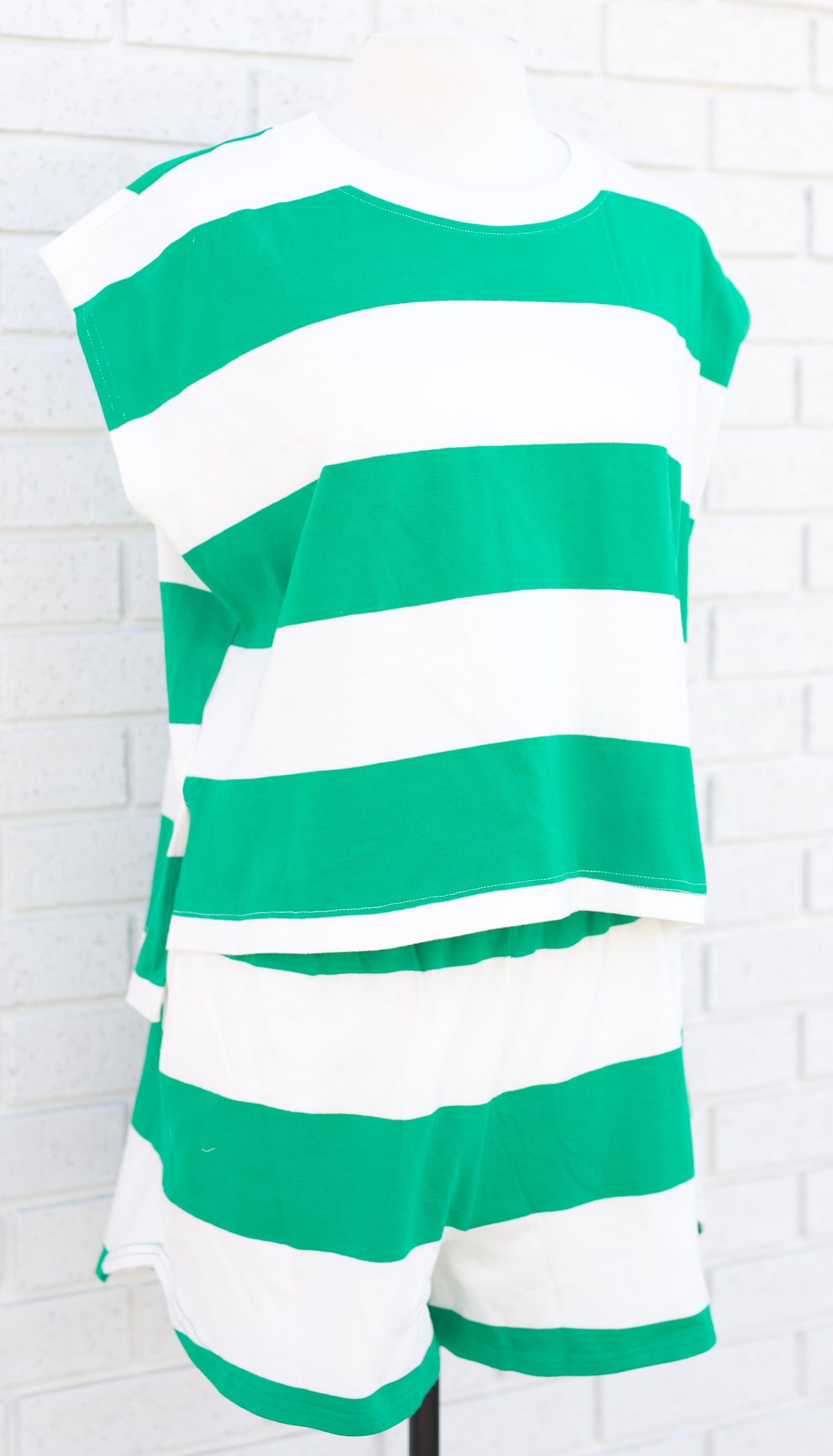 STRIPED 2PC TOP & SHORT SET