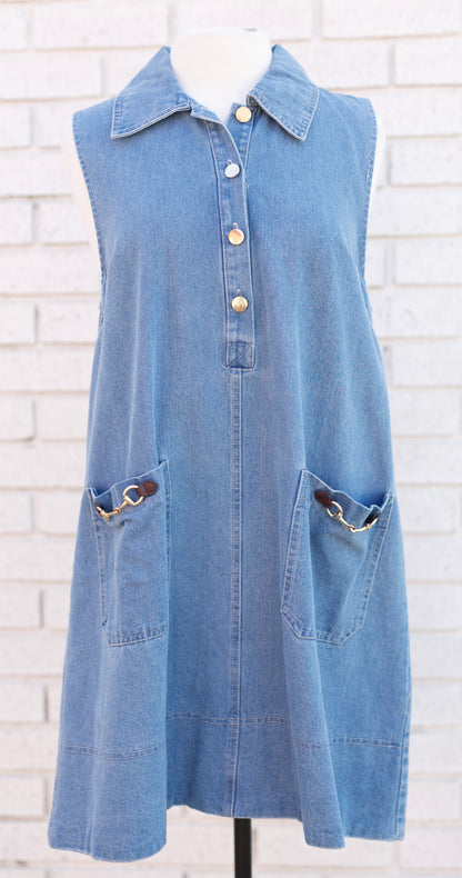 LIGHT BLUE COLLARED SLEEVELESS MINI DRESS WITH BUCKLE ACCENT