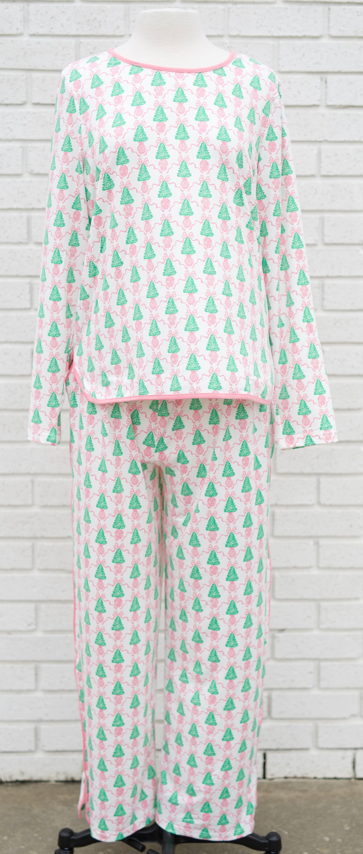 MELODY WINTER PINES LONG SLEEVE/PANT PAJAMAS 2 PC. SET