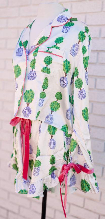 IVORY & TOPIARIES 2PC CROPPED & RUFFLED SHORT PJS WITH VELVET TIES