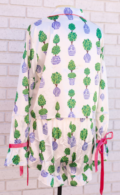 IVORY & TOPIARIES 2PC CROPPED & RUFFLED SHORT PJS WITH VELVET TIES