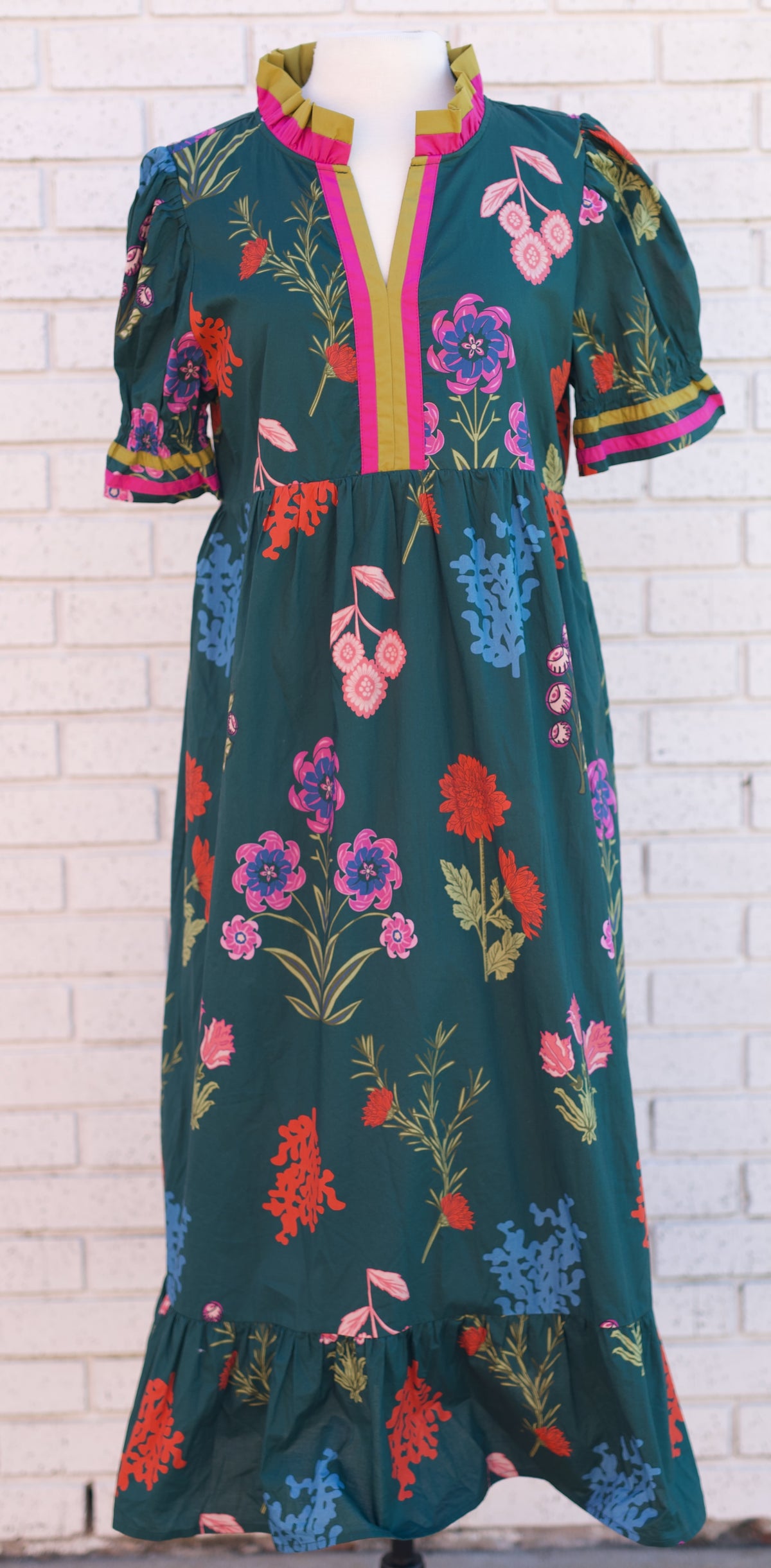 HUNTER GREEN FLORAL MIDI DRES WITH CONTRAST TRIM
