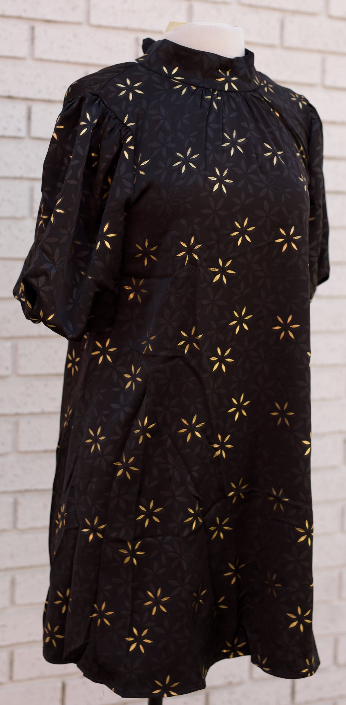 HIGH NECK TIE BACK METALLIC FLORAL PRINT DRESS - BLACK